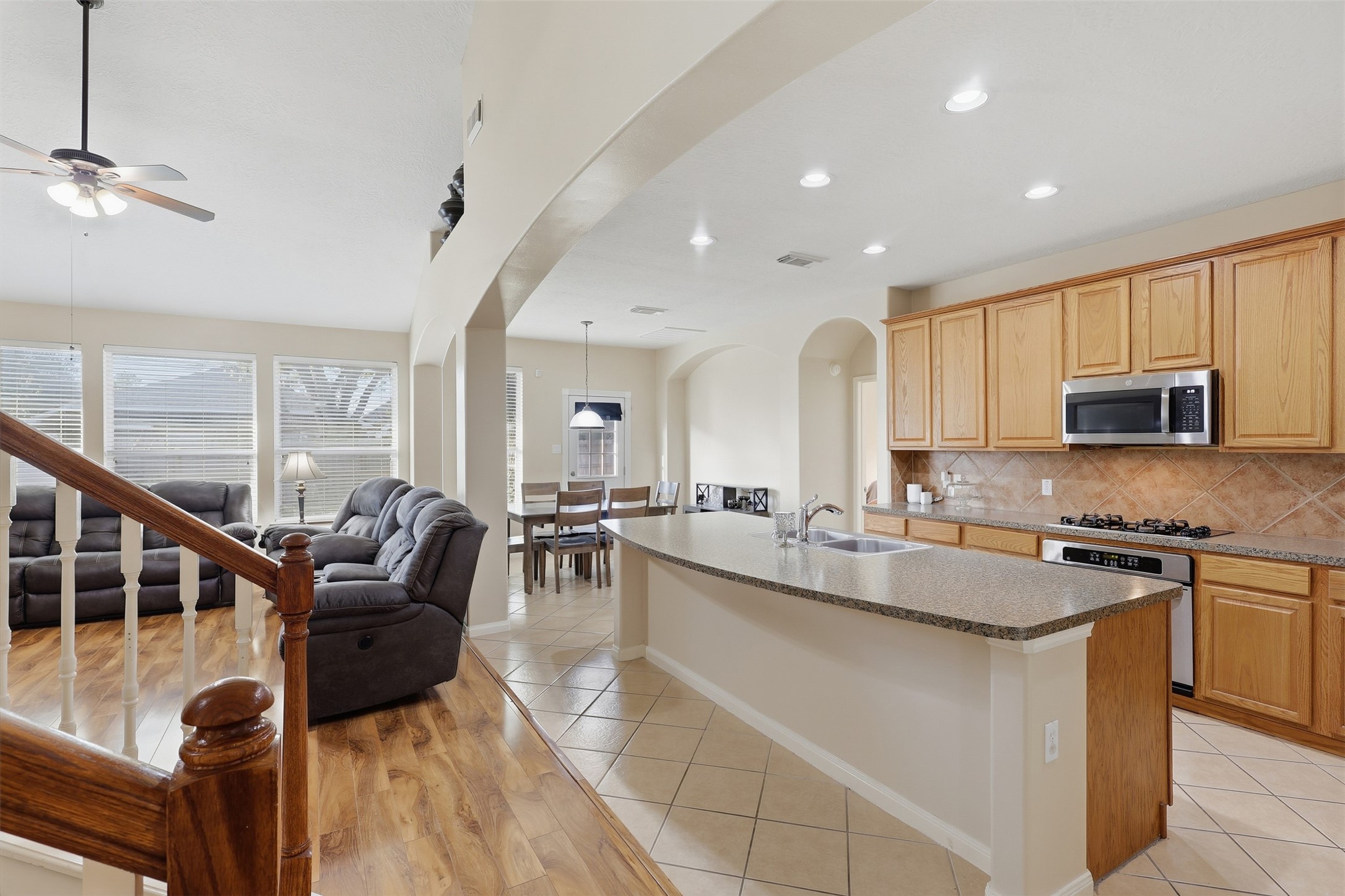 11404 Summit Bay Drive Property Photo 9
