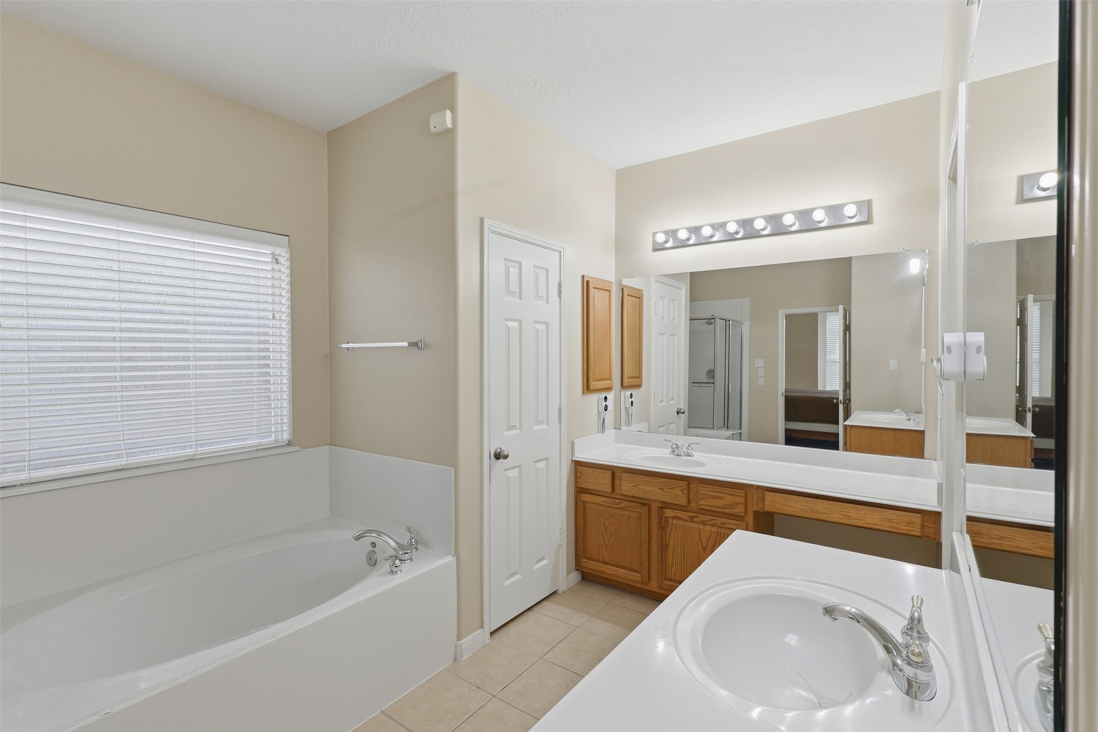 11404 Summit Bay Drive Property Photo 19