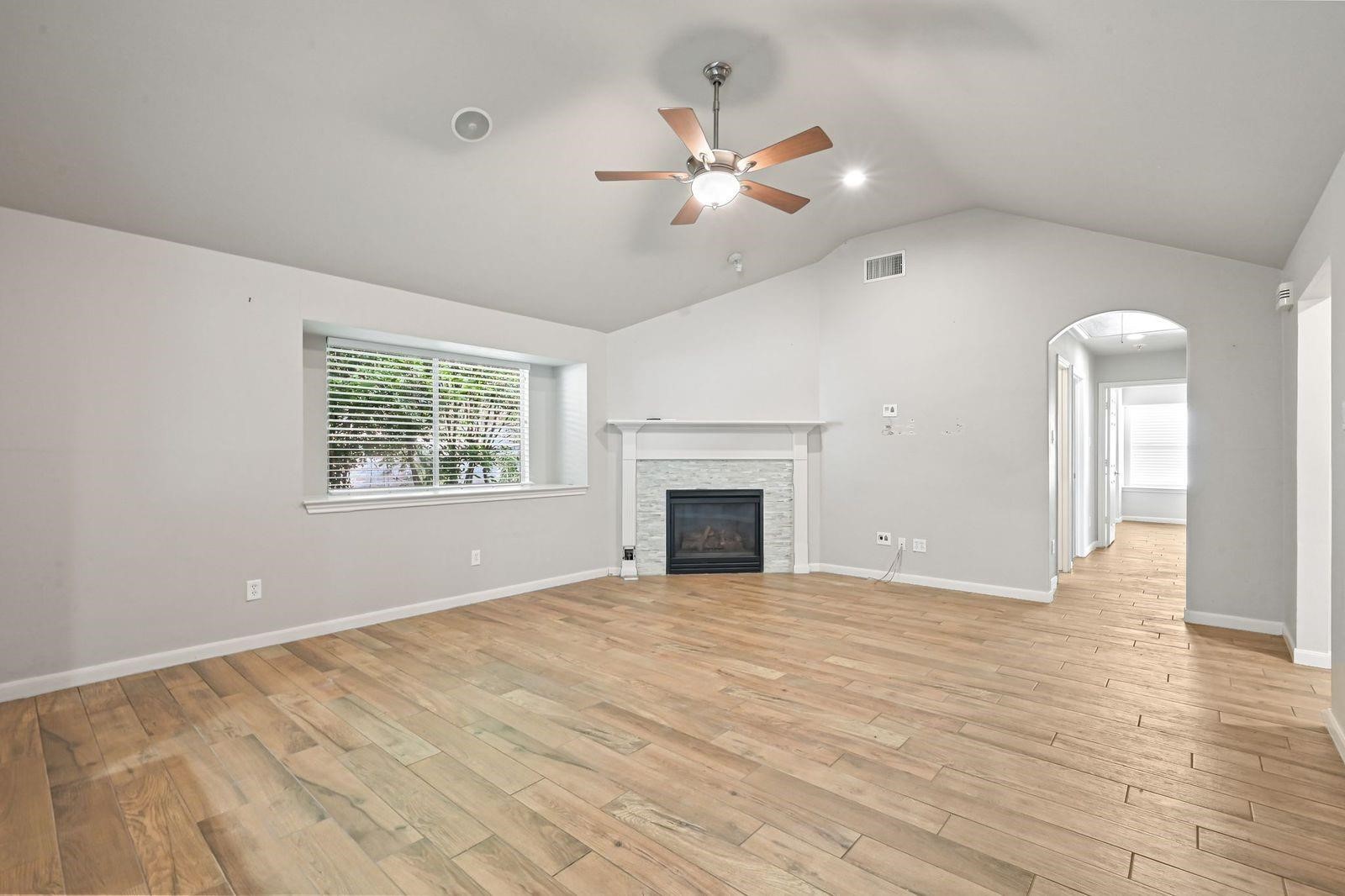 9110 Tooley Drive Property Photo 12