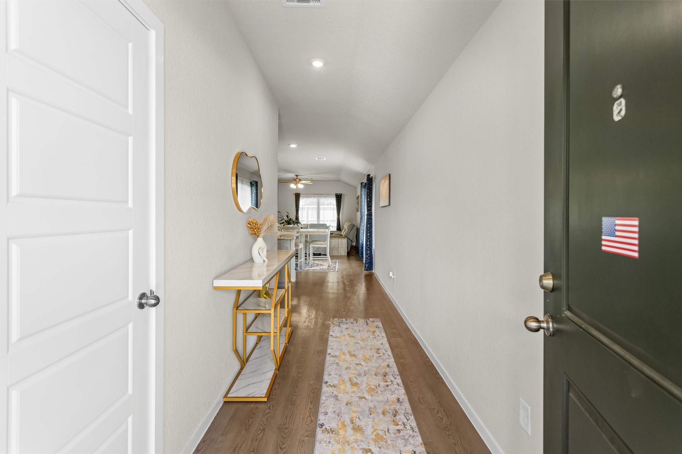 1721 Lofty Cedar Court Property Photo 3