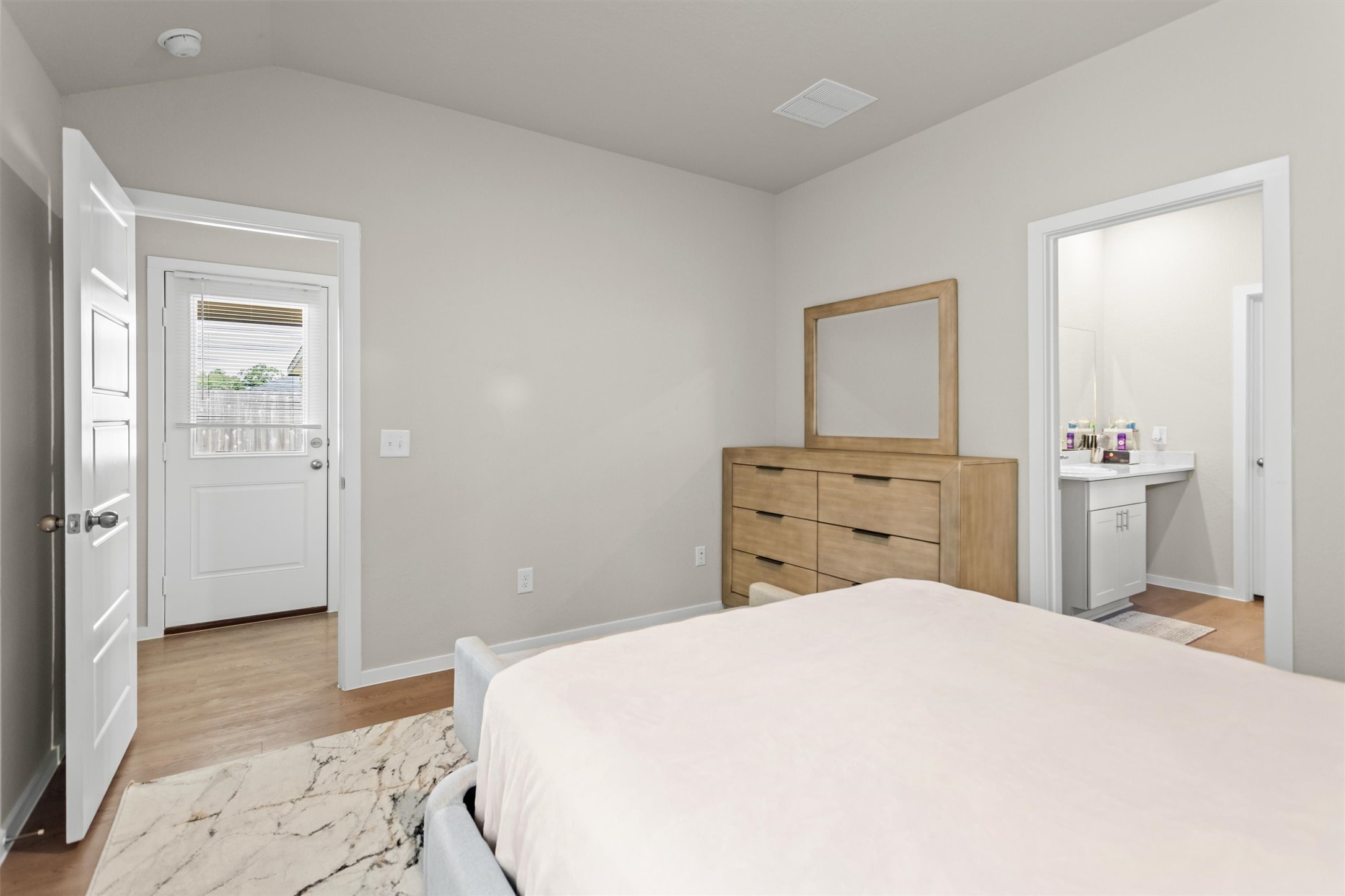 1721 Lofty Cedar Court Property Photo 14