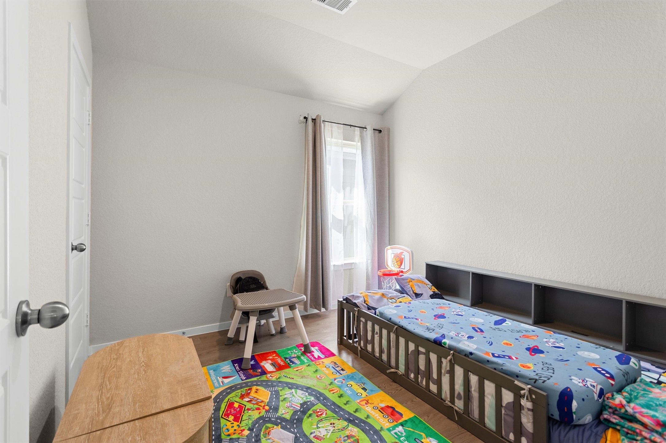 1721 Lofty Cedar Court Property Photo 18