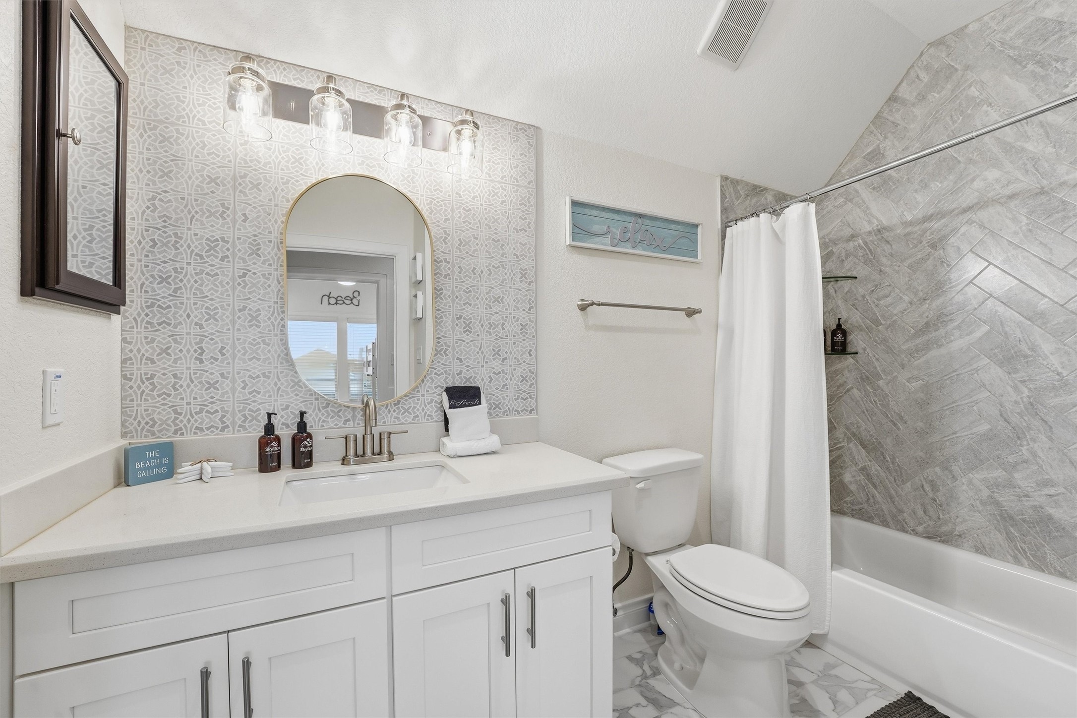 25003 San Simeon Court Property Photo 19