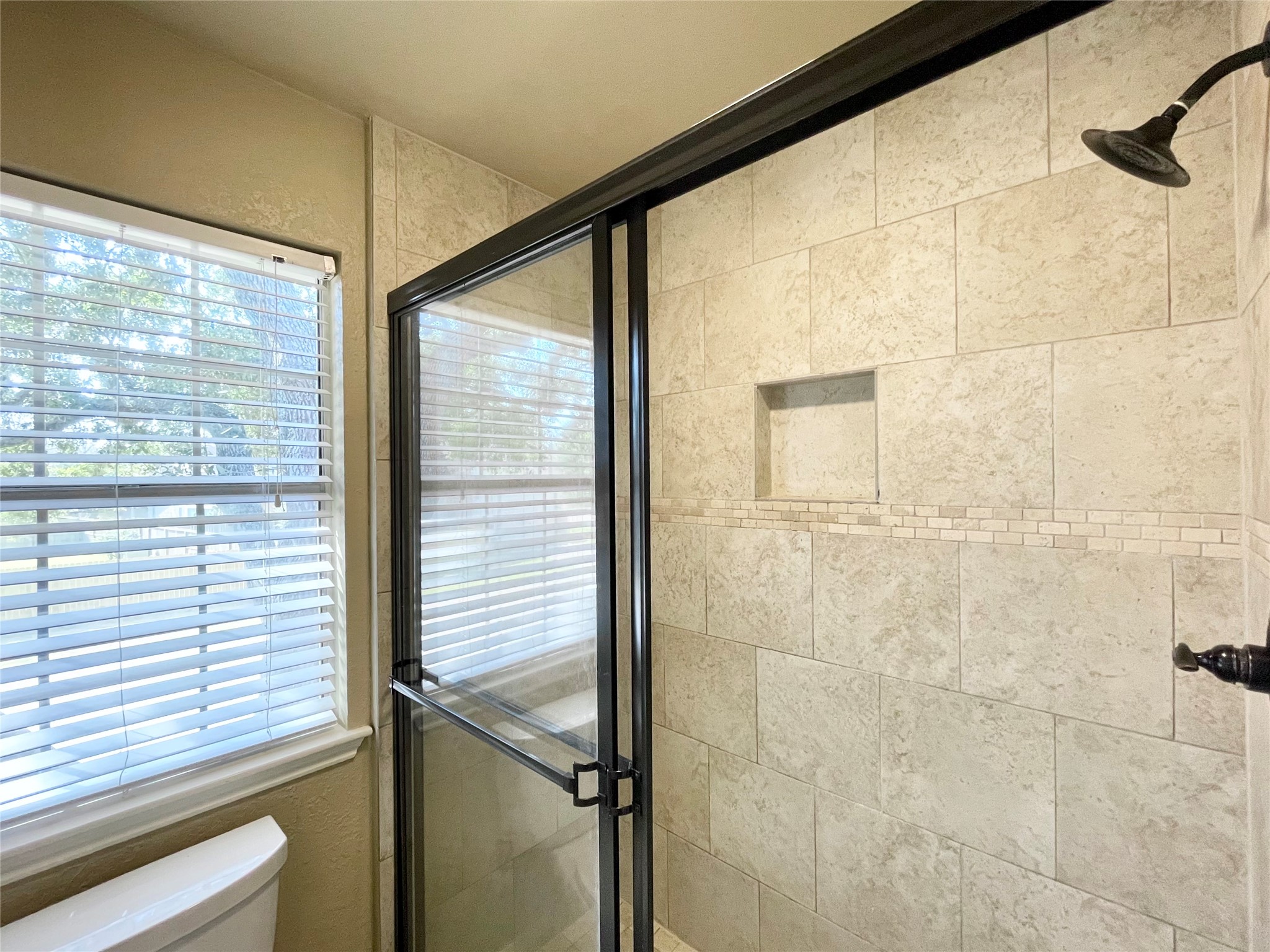 15006 Elmont Drive Property Photo 43