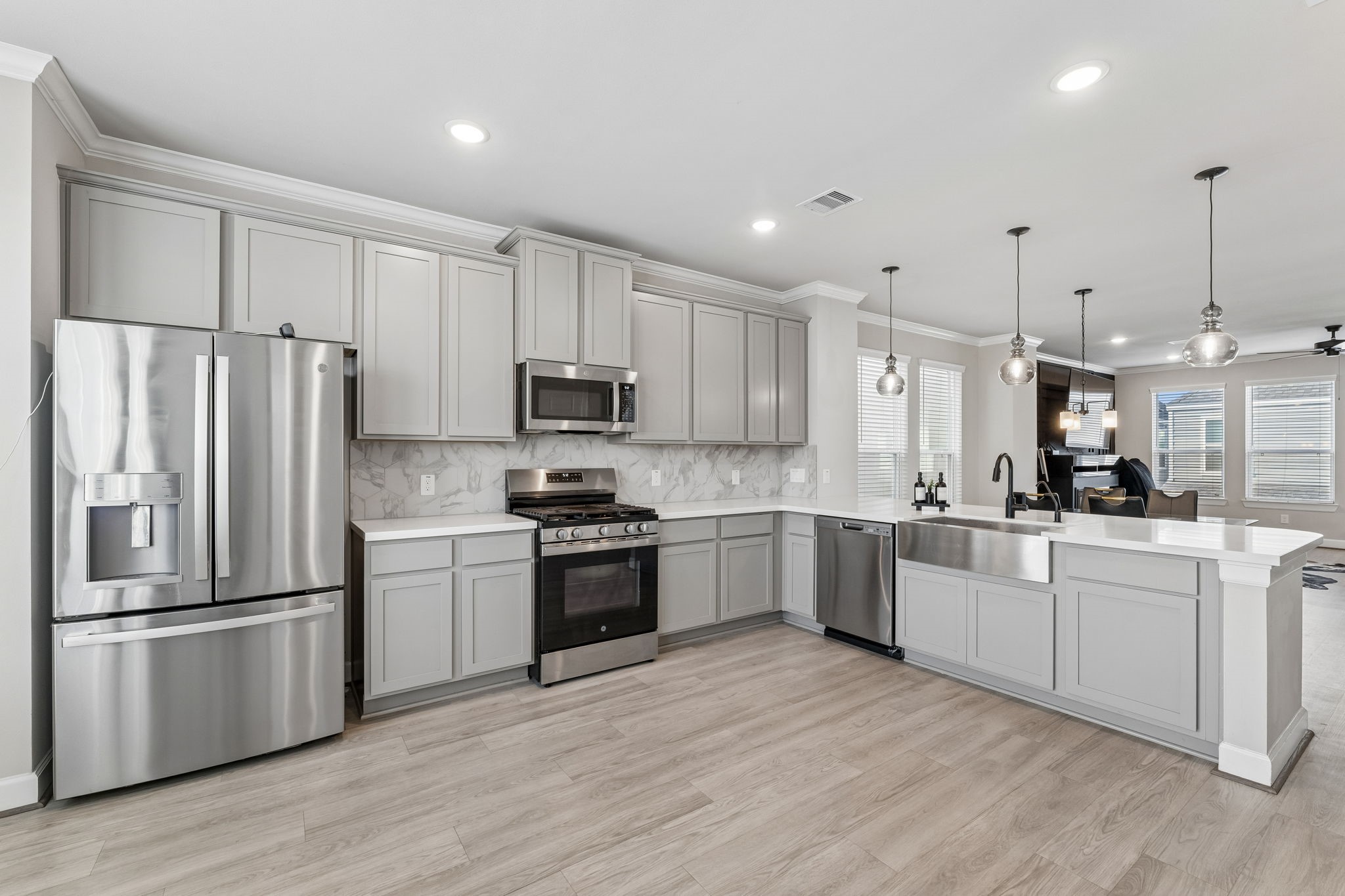 3017 Ventas Drive Property Photo 10