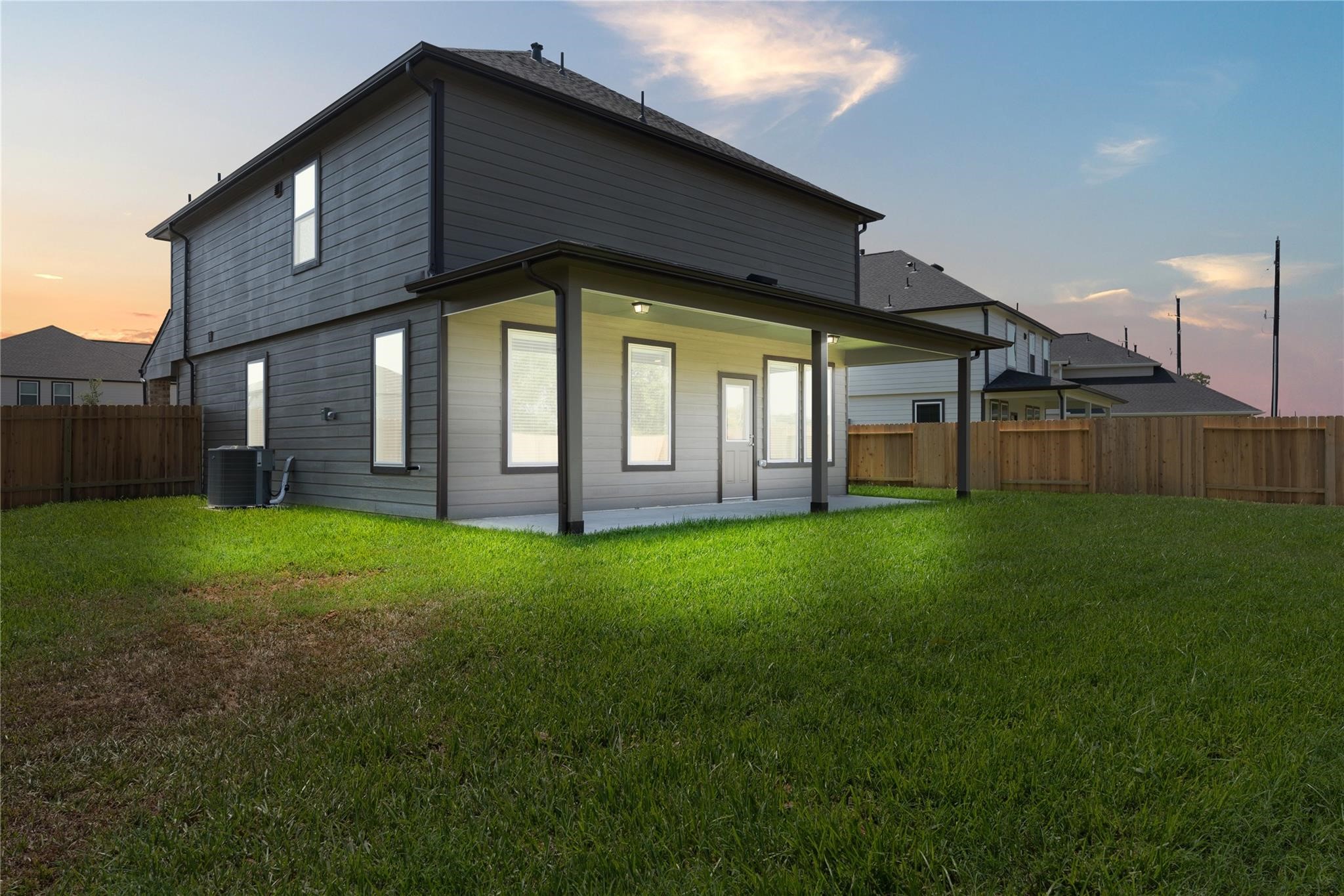 2402 Village Side Trail Property Photo 11