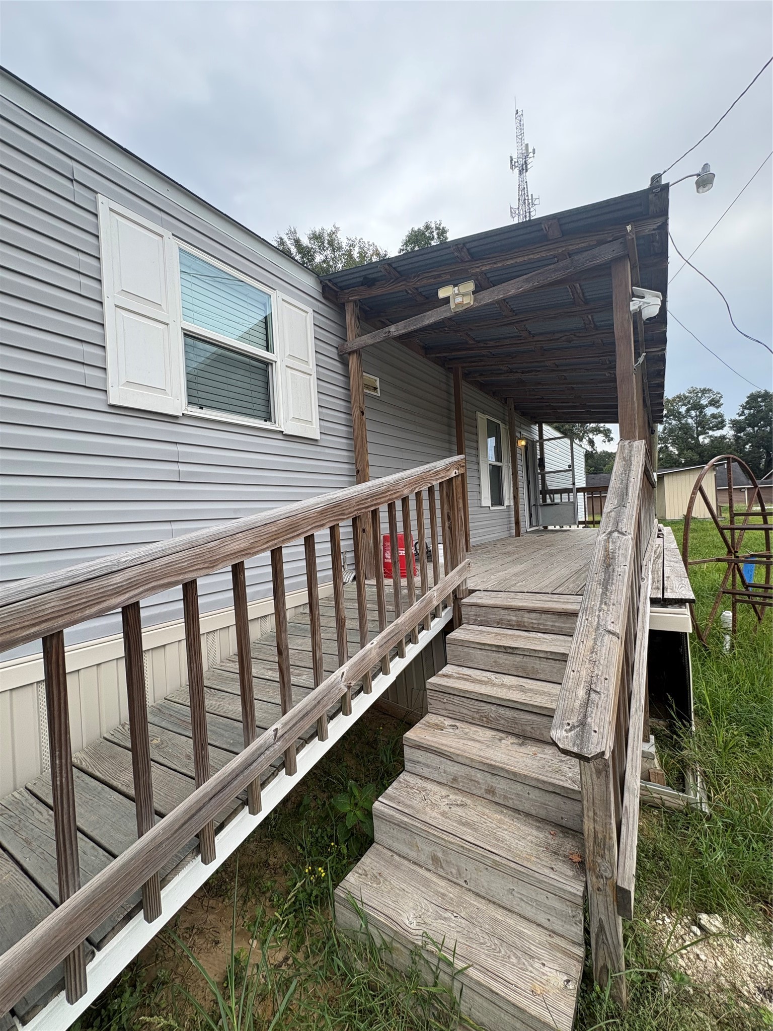 23767 Roberts Road Property Photo 3