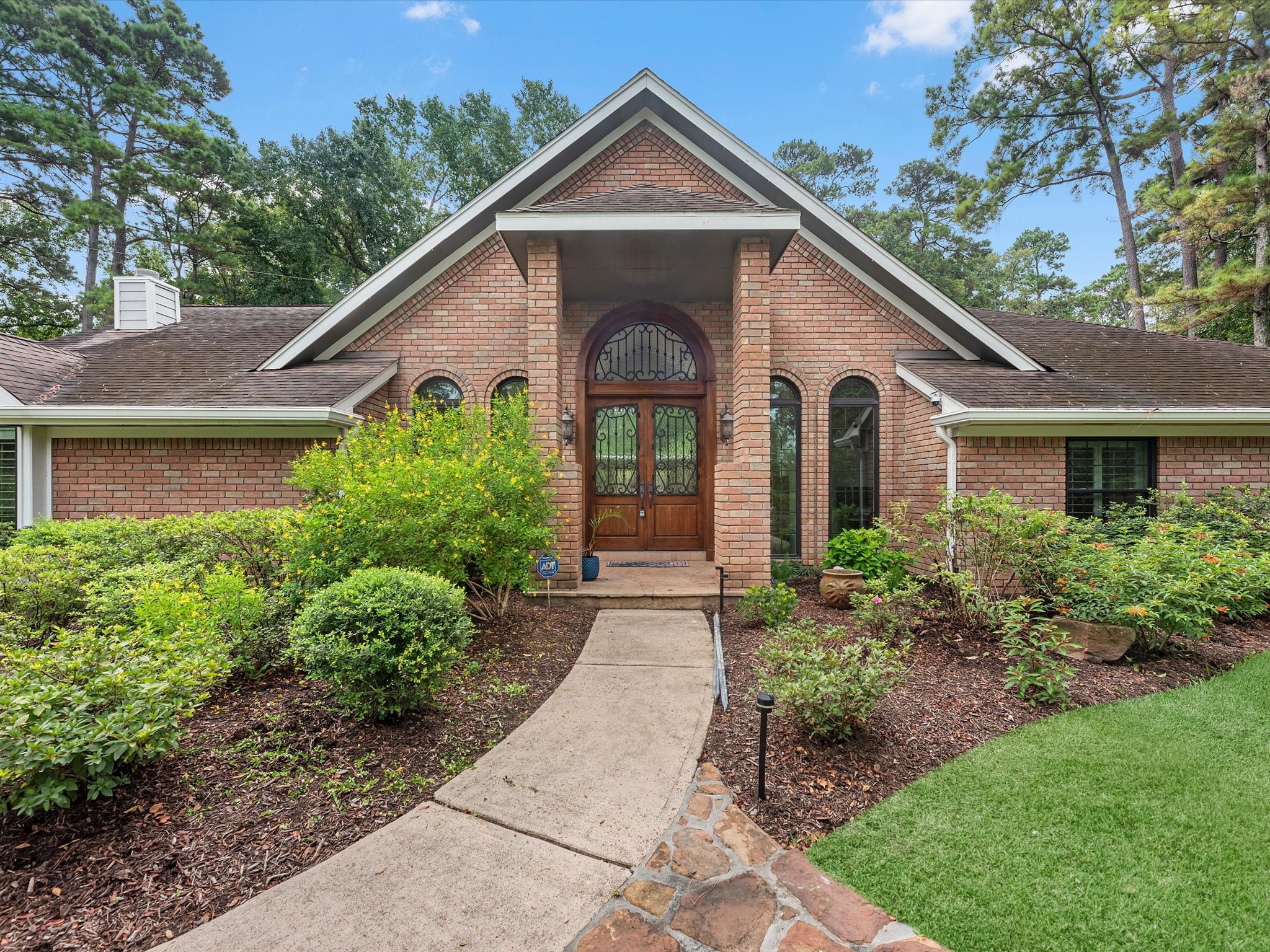 13710 Lost Creek Road Property Photo 4