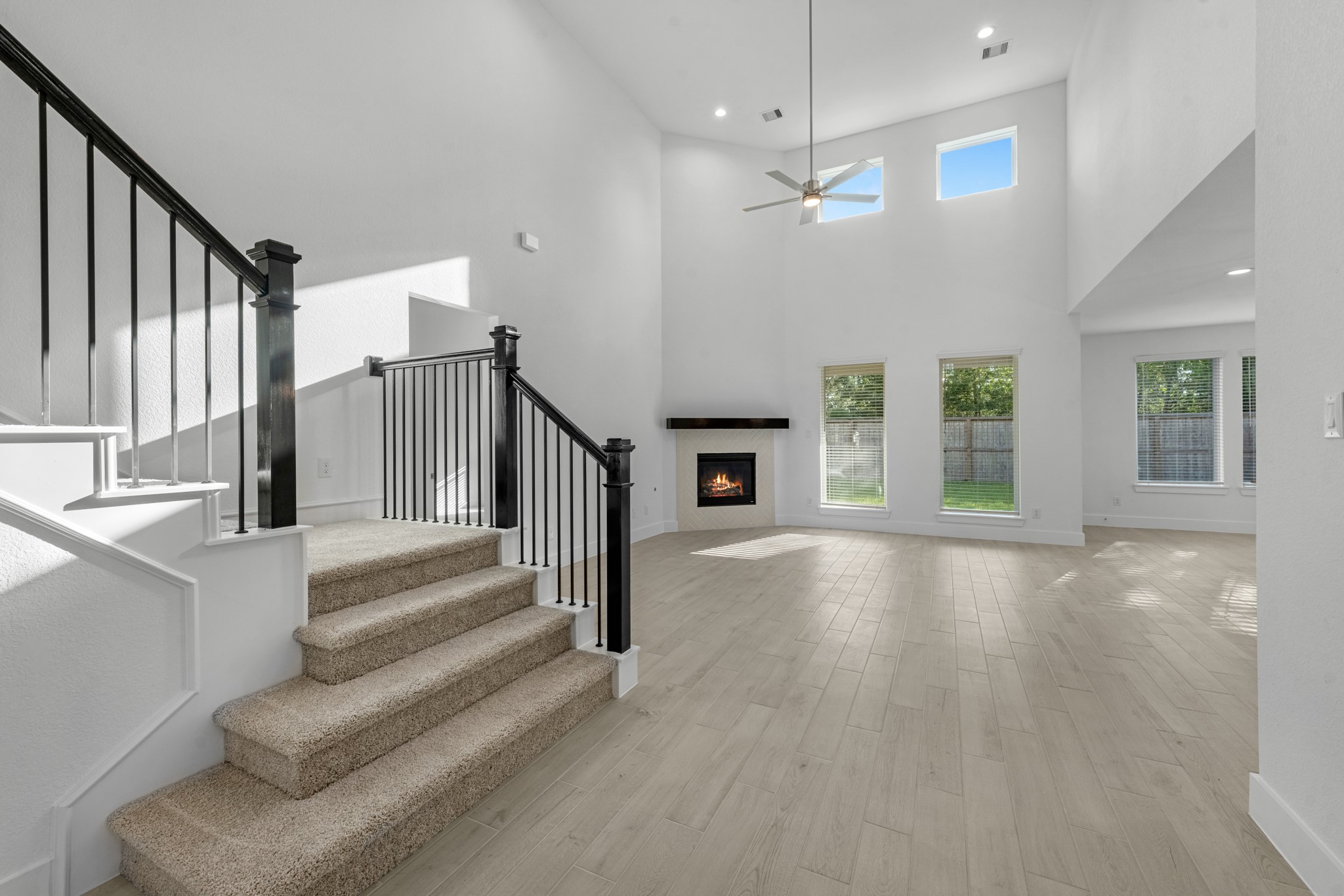 2100 Golden Spruce Lane Property Photo 16