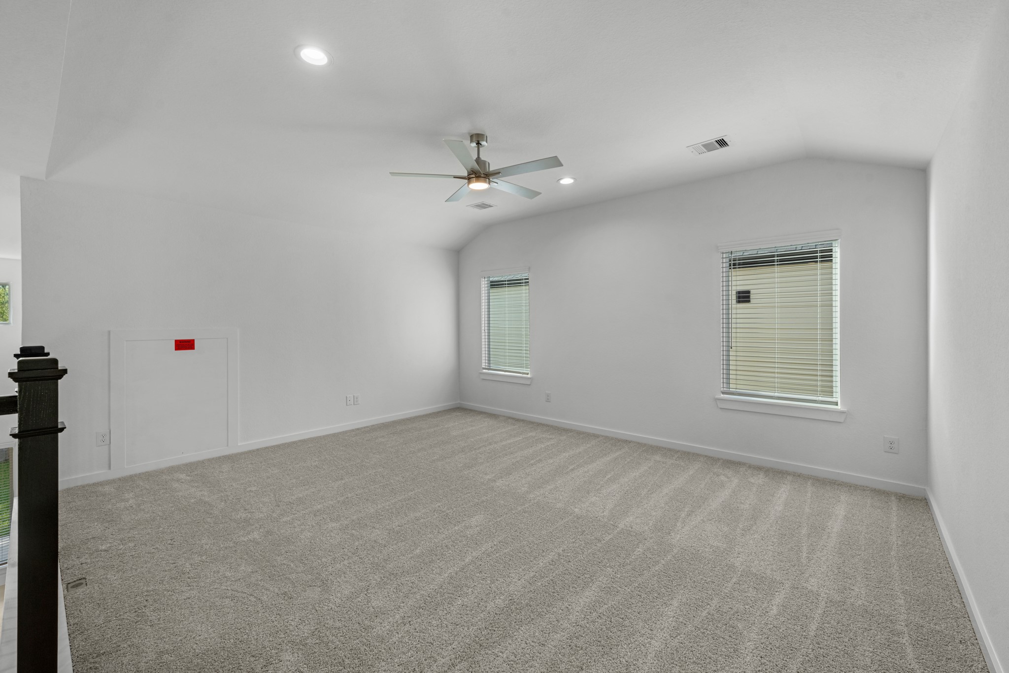 2100 Golden Spruce Lane Property Photo 17