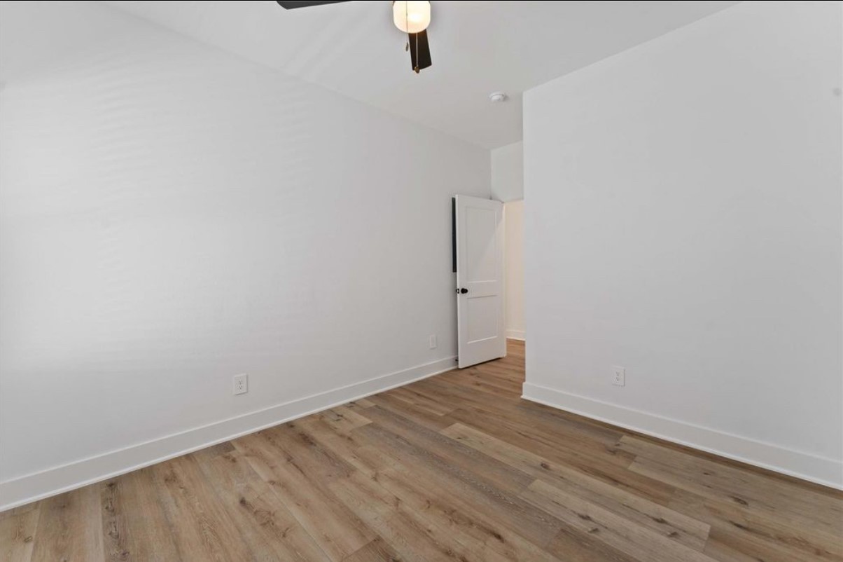 8023 Cora Street B Property Photo 15