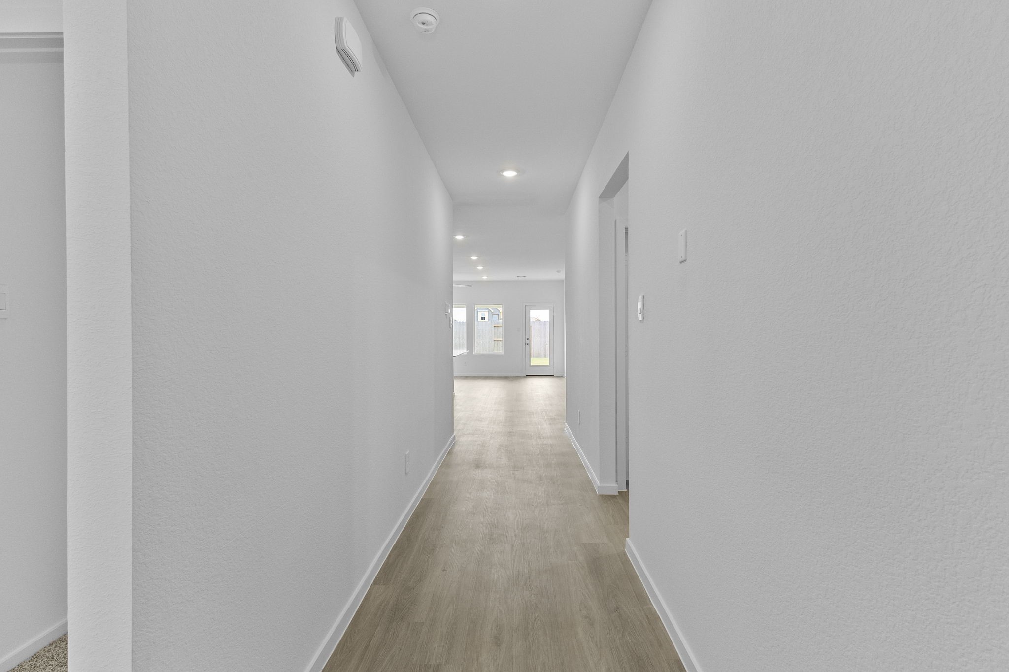 4068 Sun Burst Lane Property Photo 4