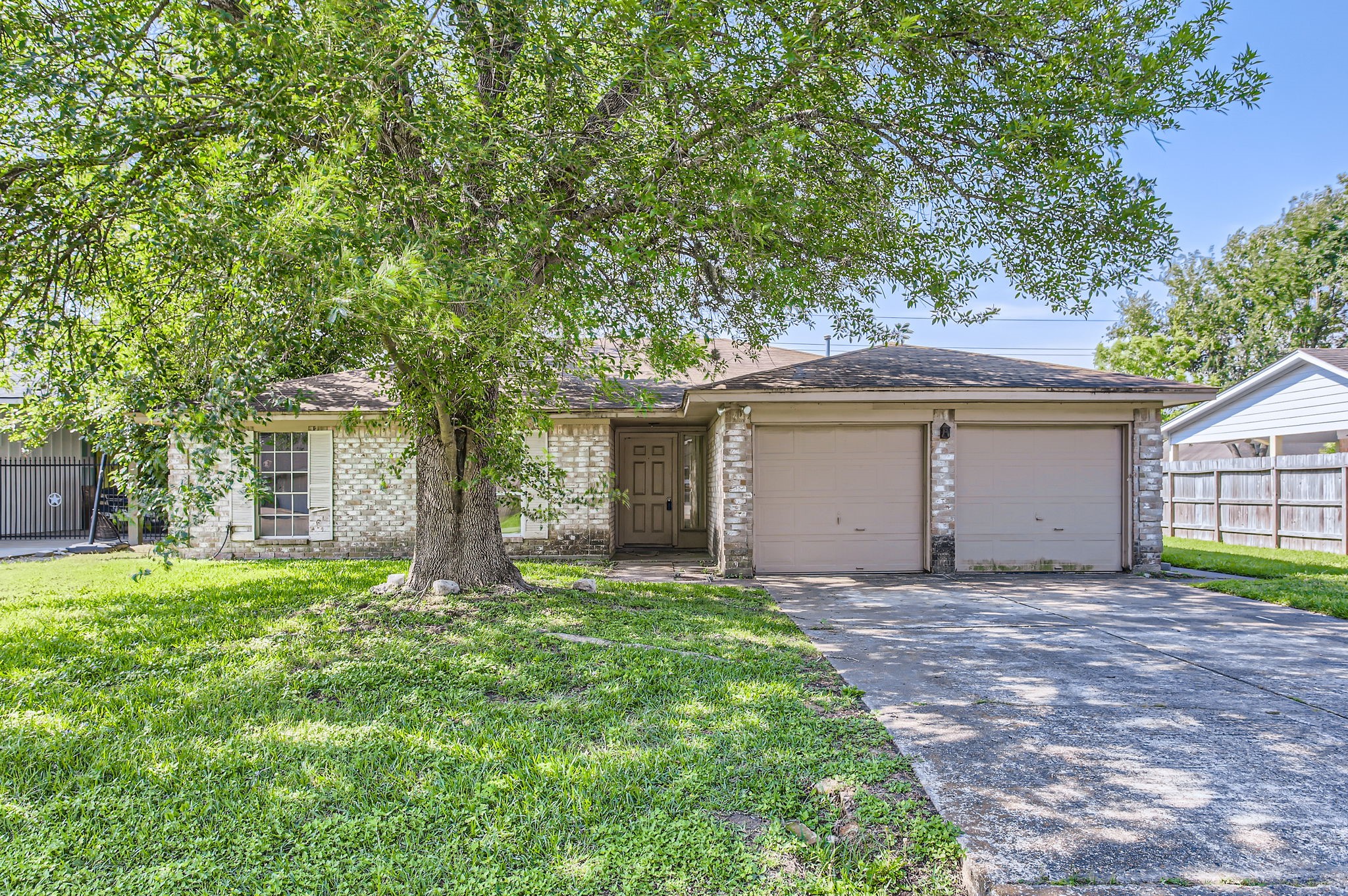 13019 Foxburo Drive Property Photo