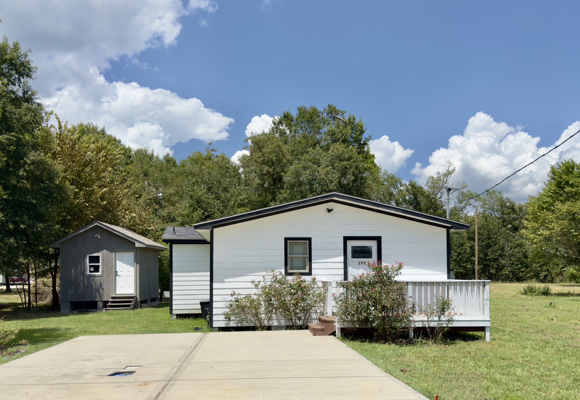 173 11th Street Property Photo 1