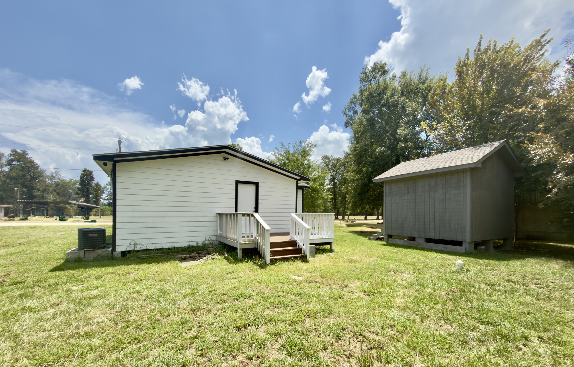 173 11th Street Property Photo 3