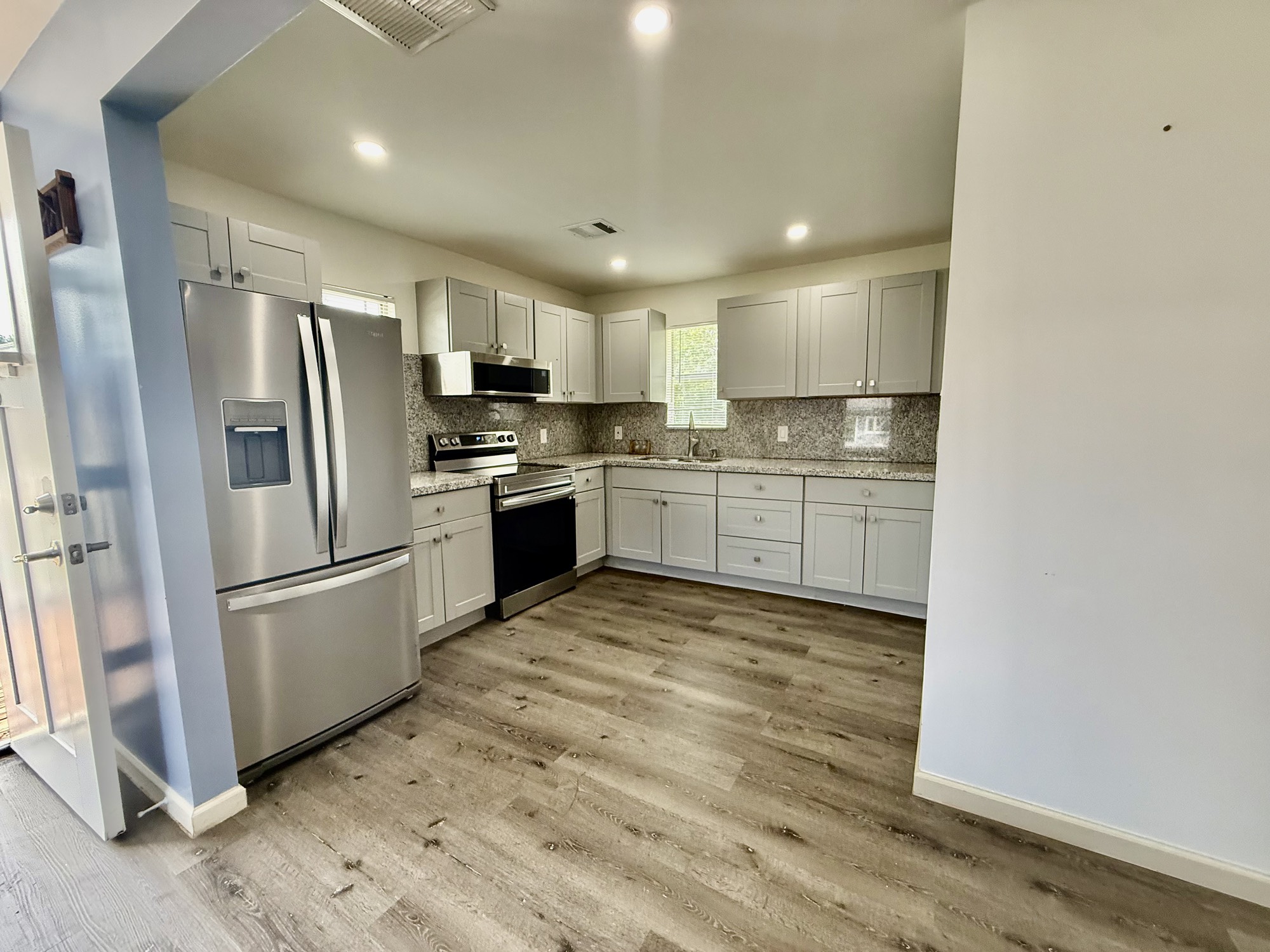 173 11th Street Property Photo 9