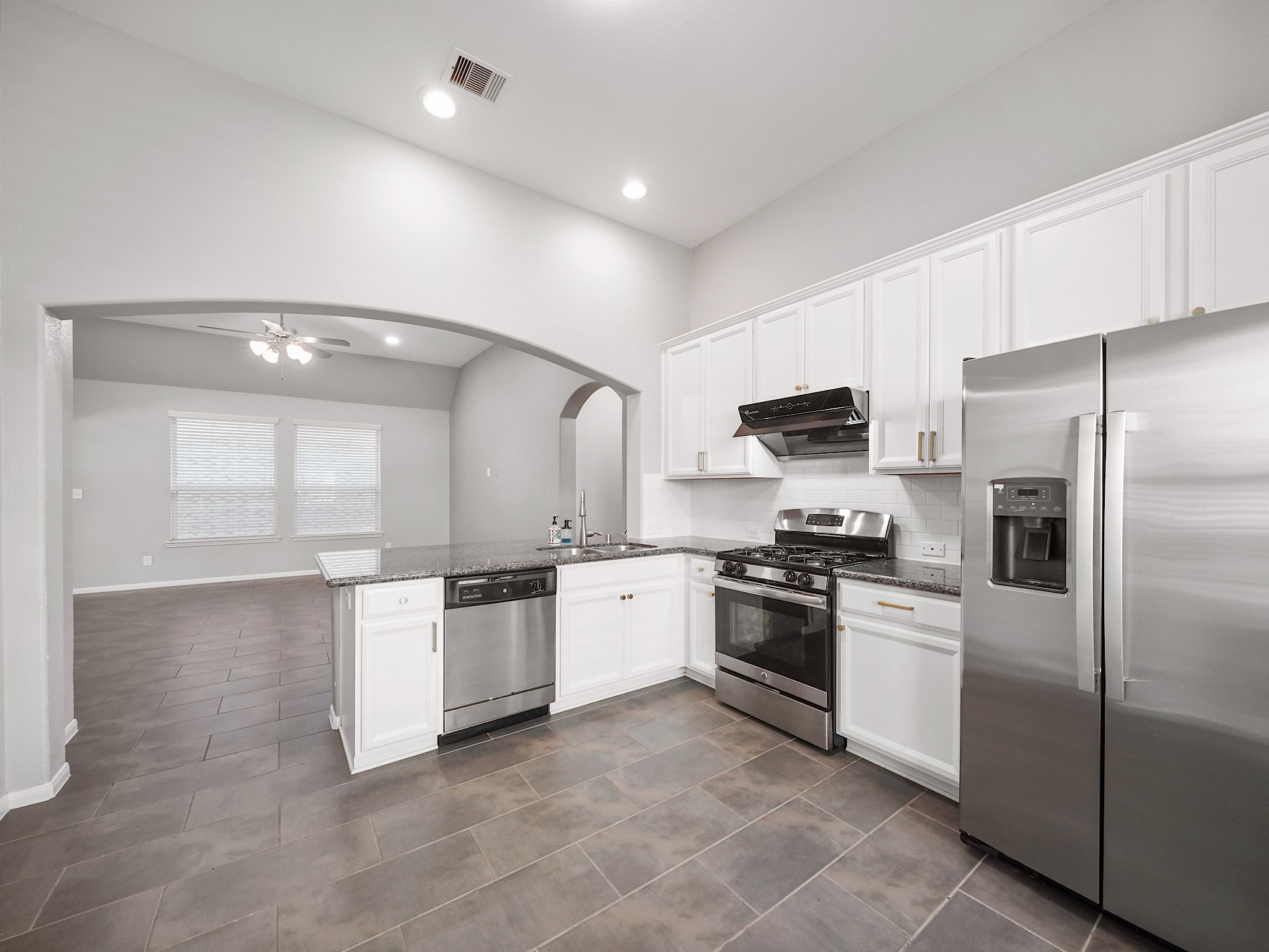 20223 Weeping Pine Way Property Photo 10
