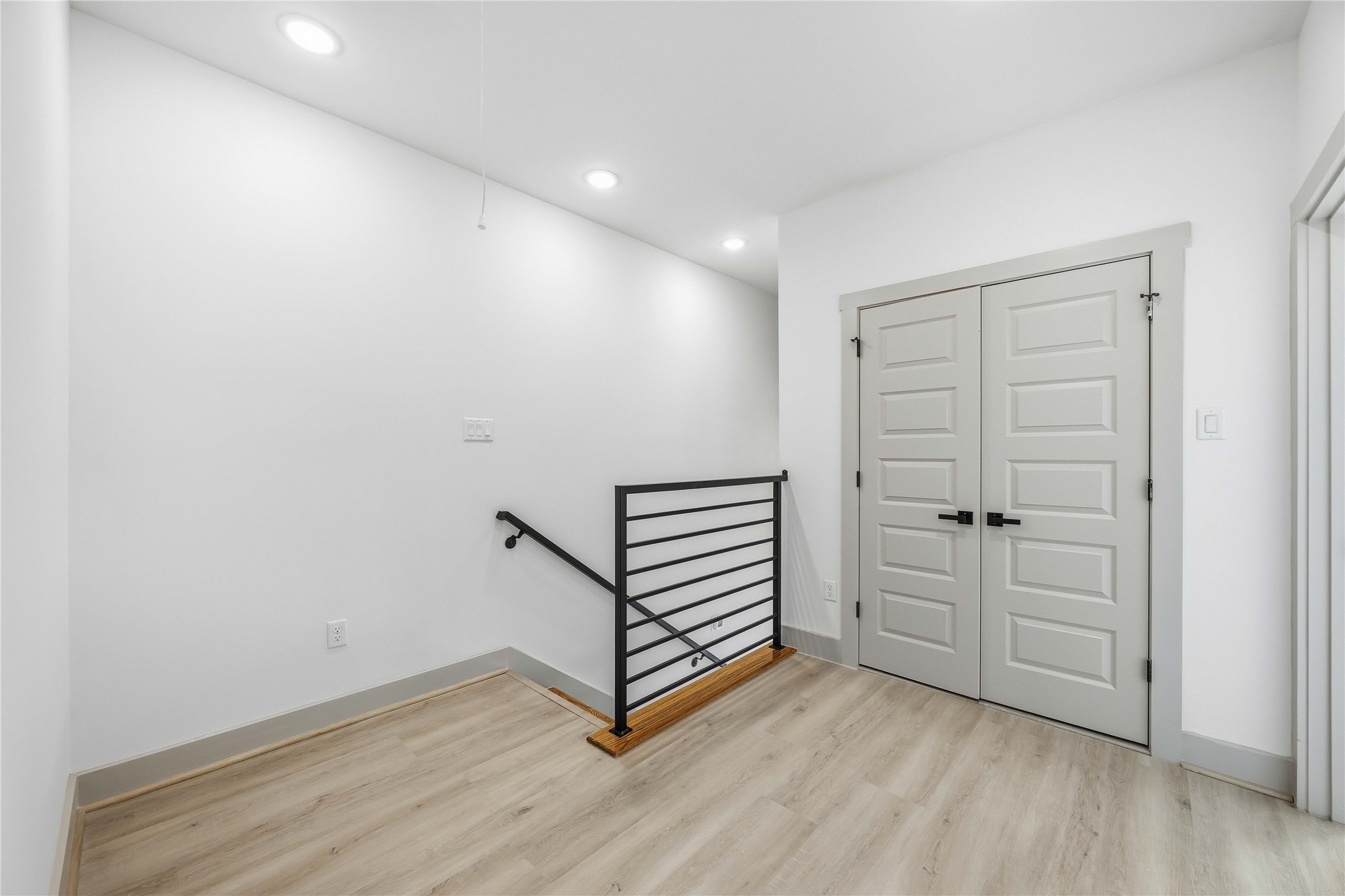 7555 Calhoun Street B Property Photo 18
