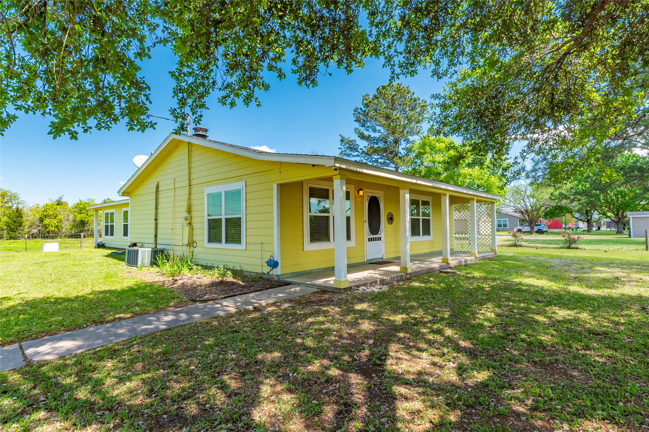 5383 Wilson Avenue Property Photo 2