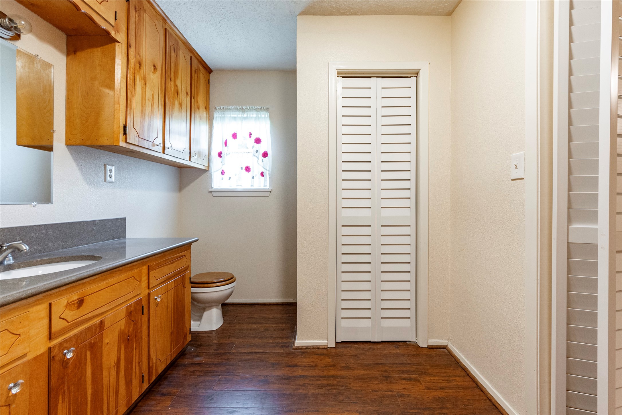 5383 Wilson Avenue Property Photo 19