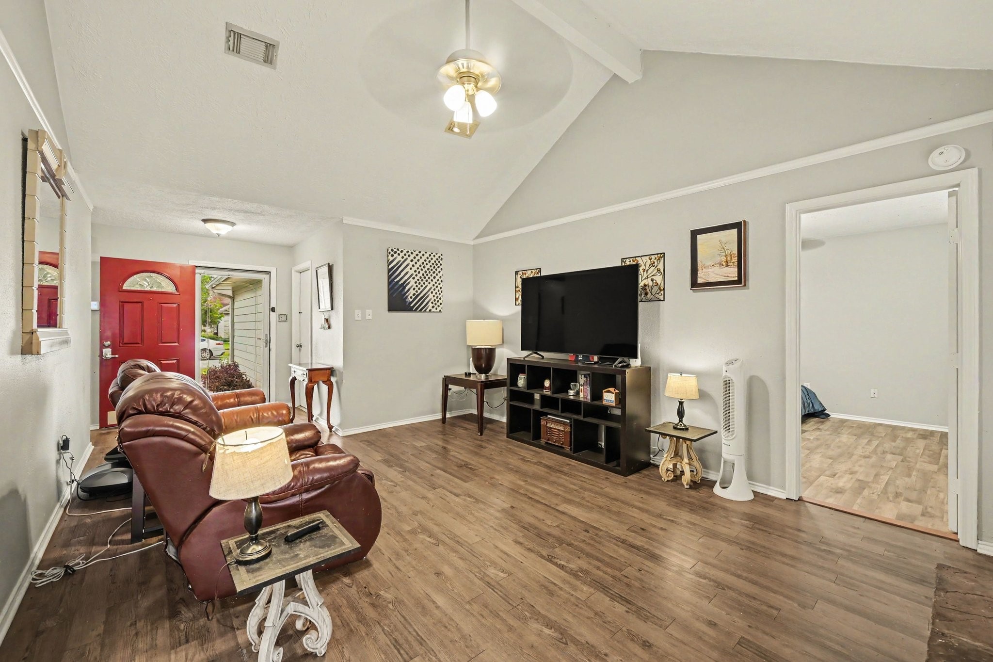 12210 Taylors Crossing Drive Property Photo 4
