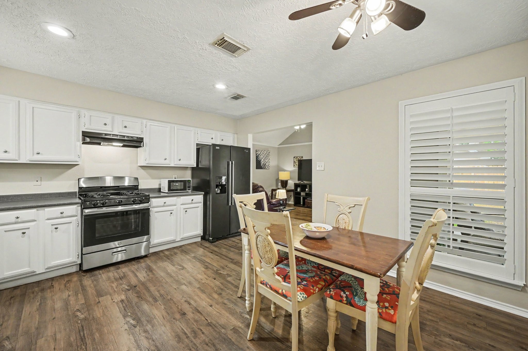 12210 Taylors Crossing Drive Property Photo 5