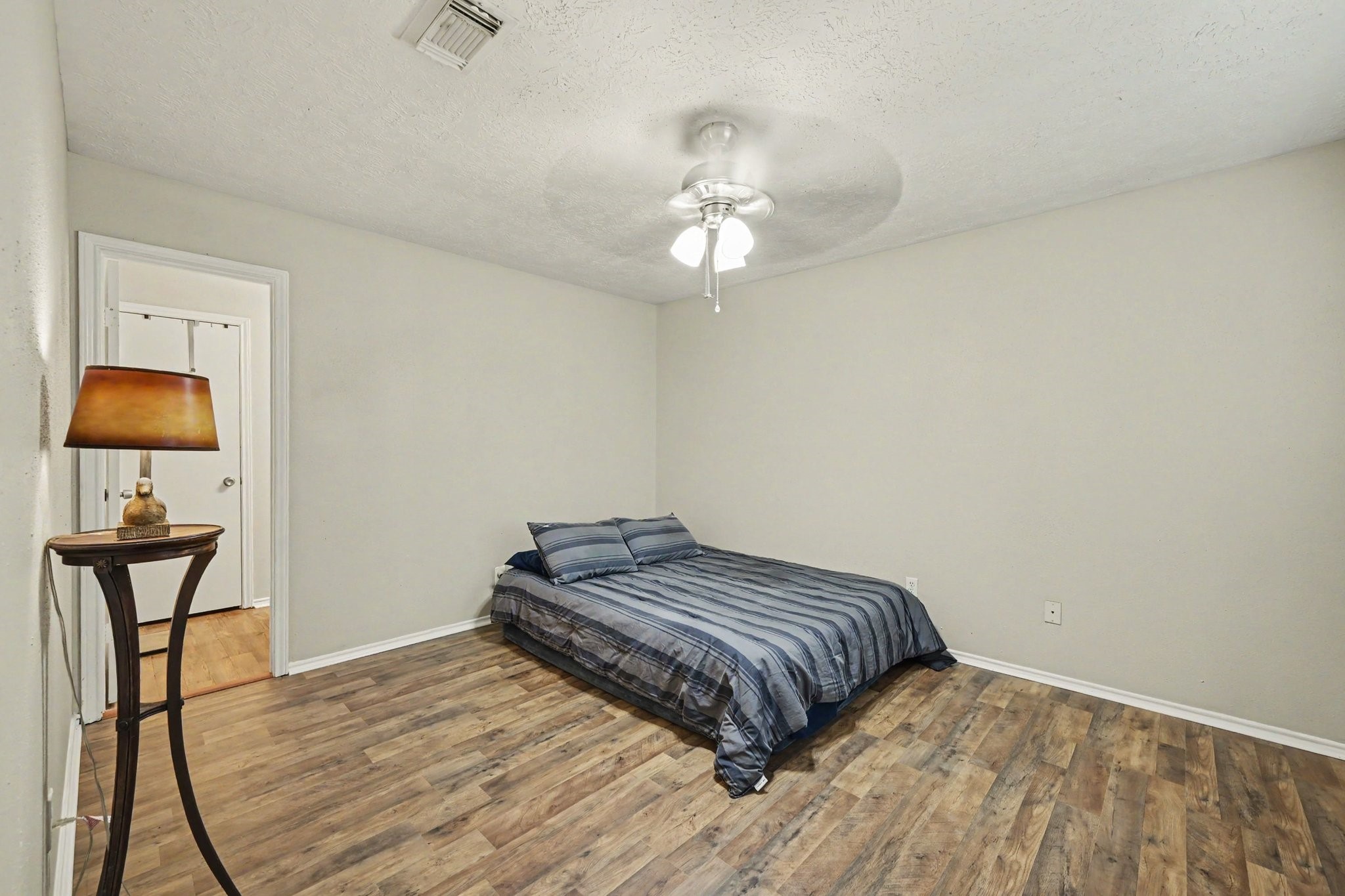 12210 Taylors Crossing Drive Property Photo 9
