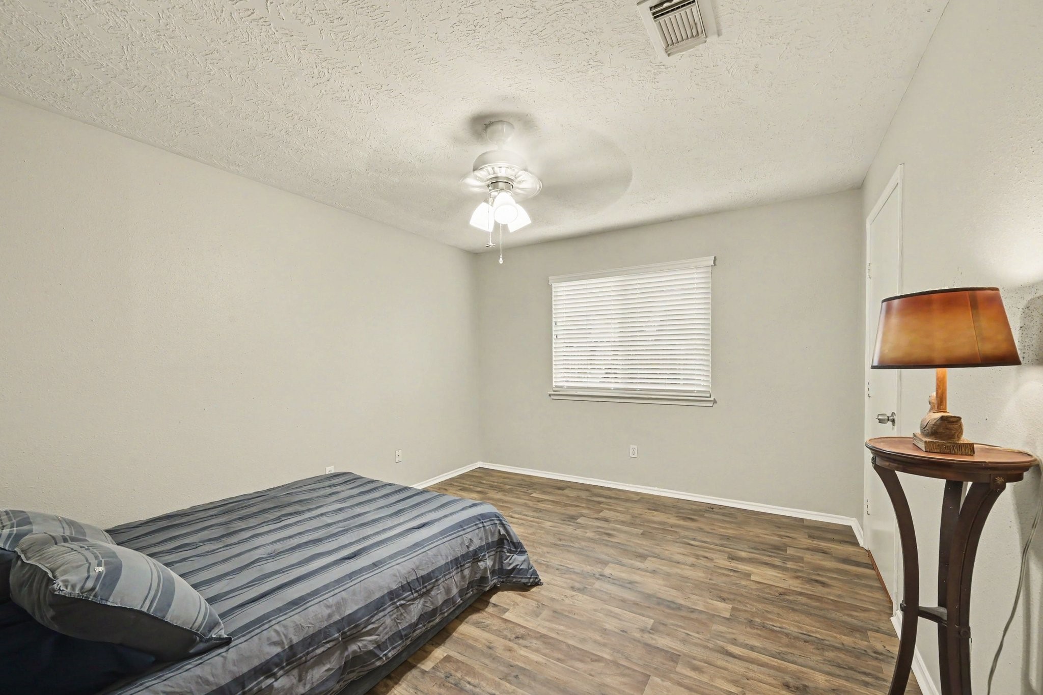 12210 Taylors Crossing Drive Property Photo 11