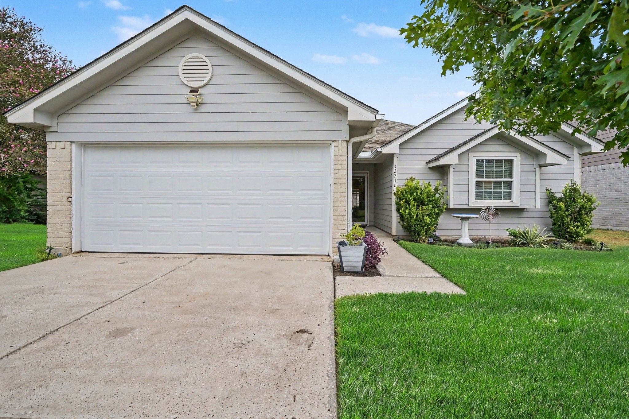 12210 Taylors Crossing Drive Property Photo 20