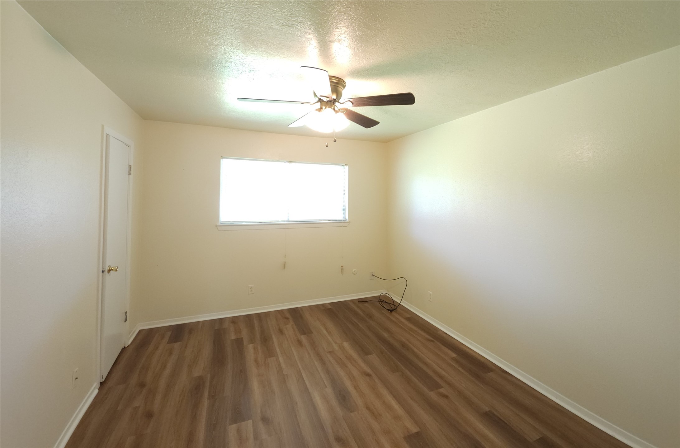 5322 Royal Oak Drive Property Photo 7