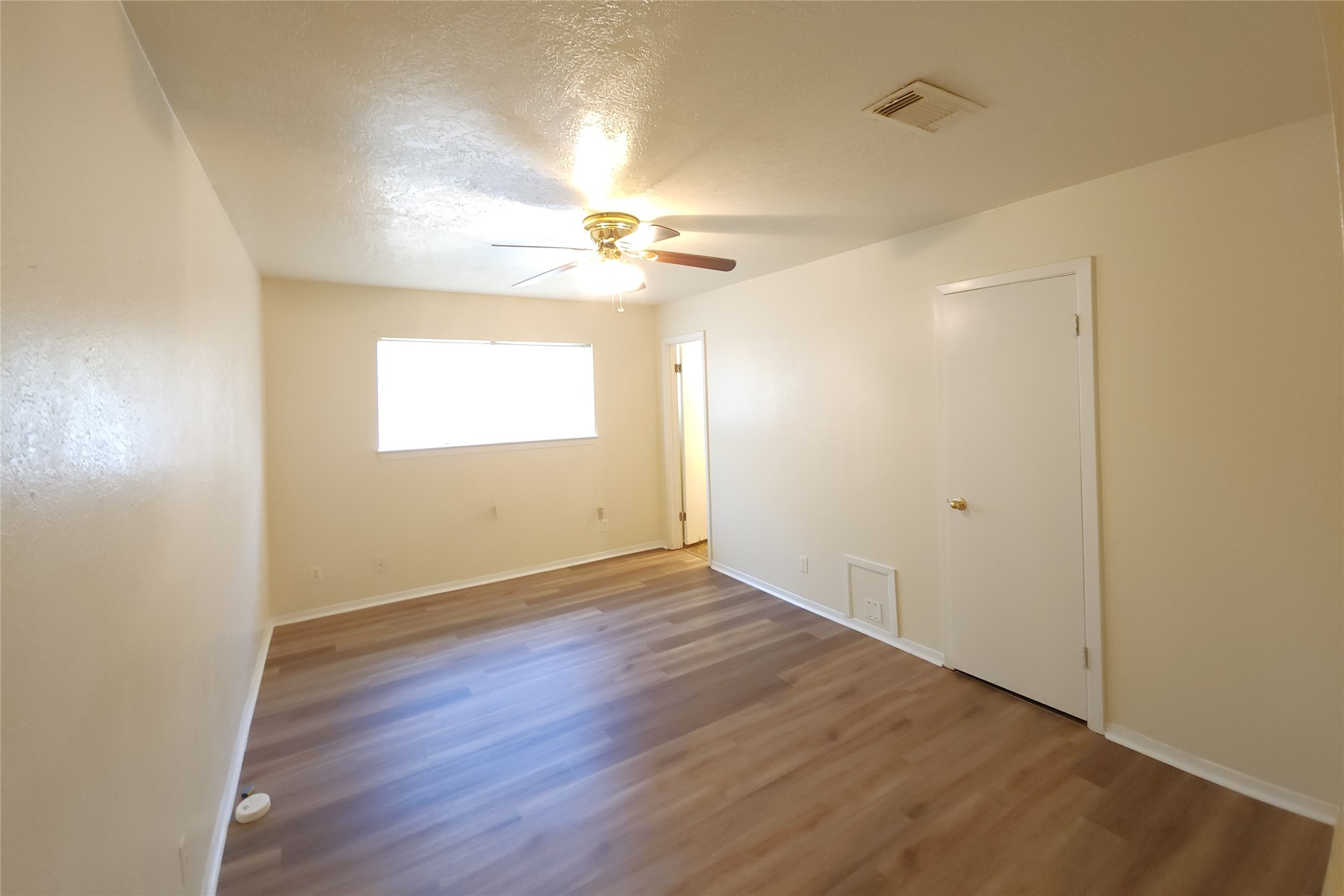 5322 Royal Oak Drive Property Photo 10