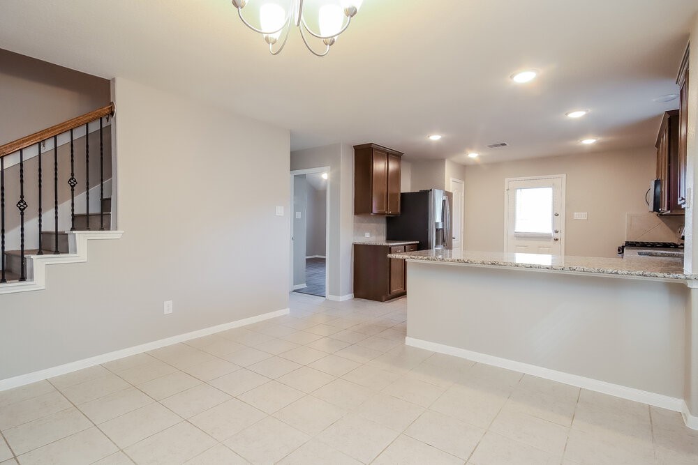 5107 Gulf Stream Lane Property Photo 8