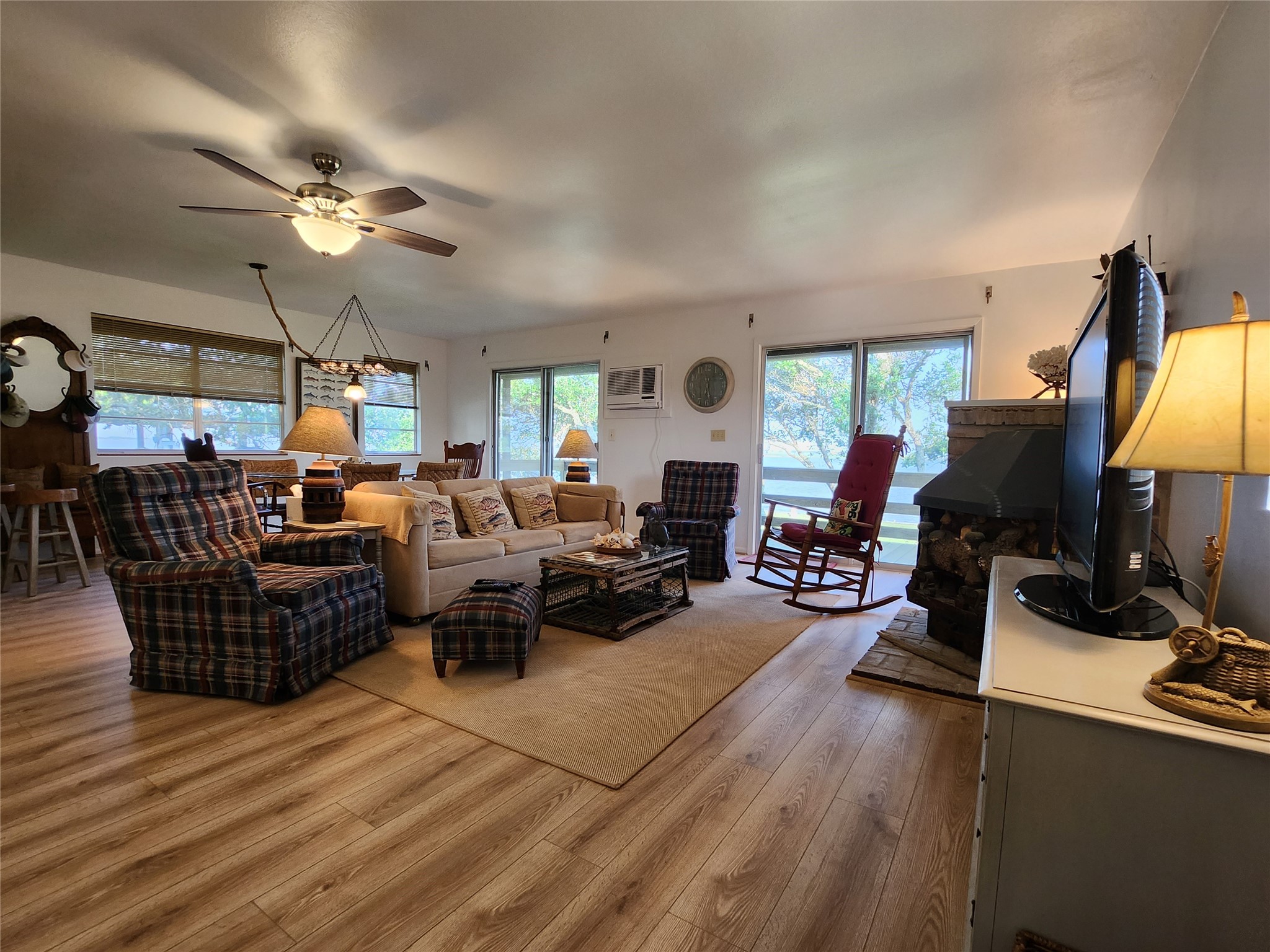 2182 W Bayshore Drive Property Photo 12