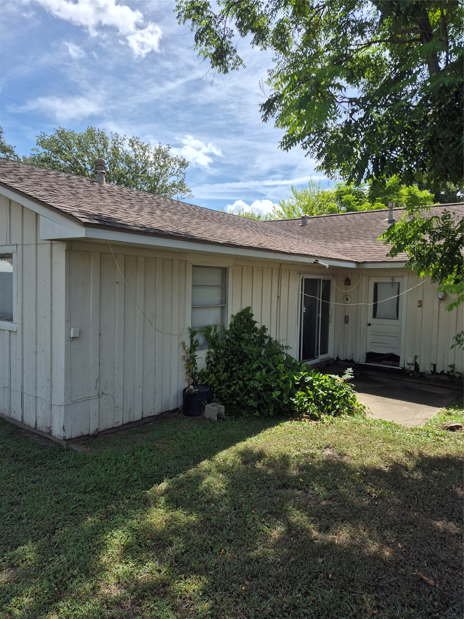 7618 Kensico Road Property Photo 1