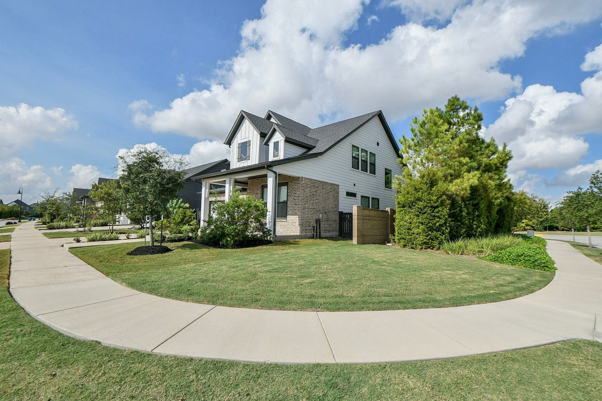 15239 Momentous Path Property Photo 1