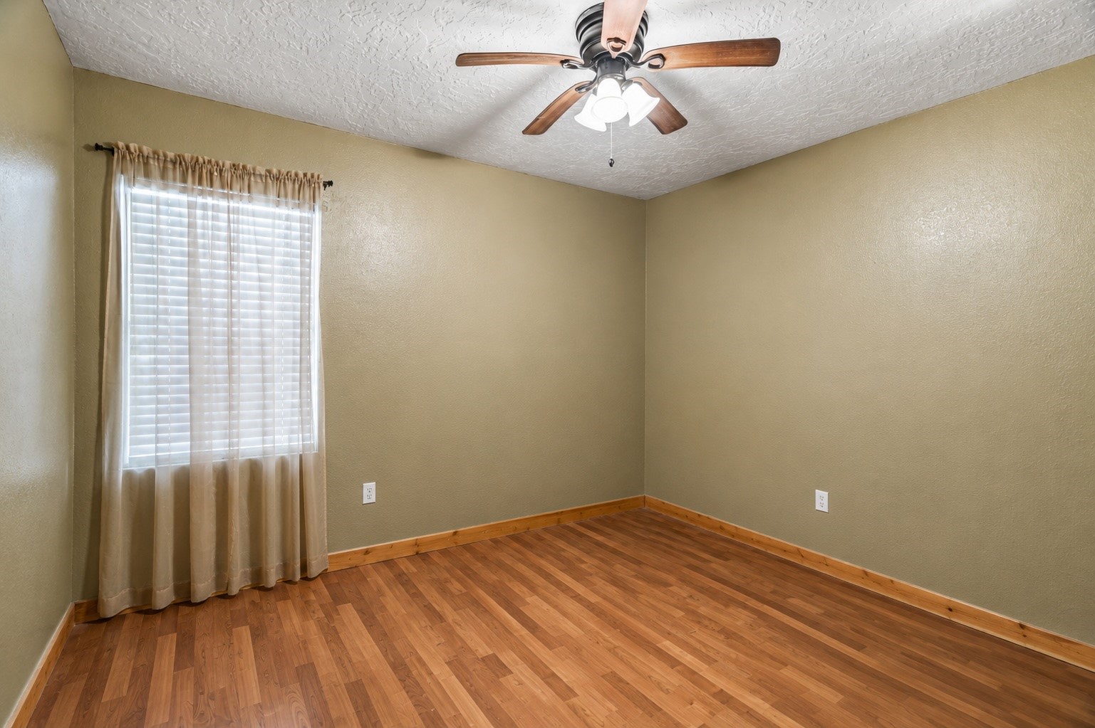 6940 Avenue K B Property Photo 3