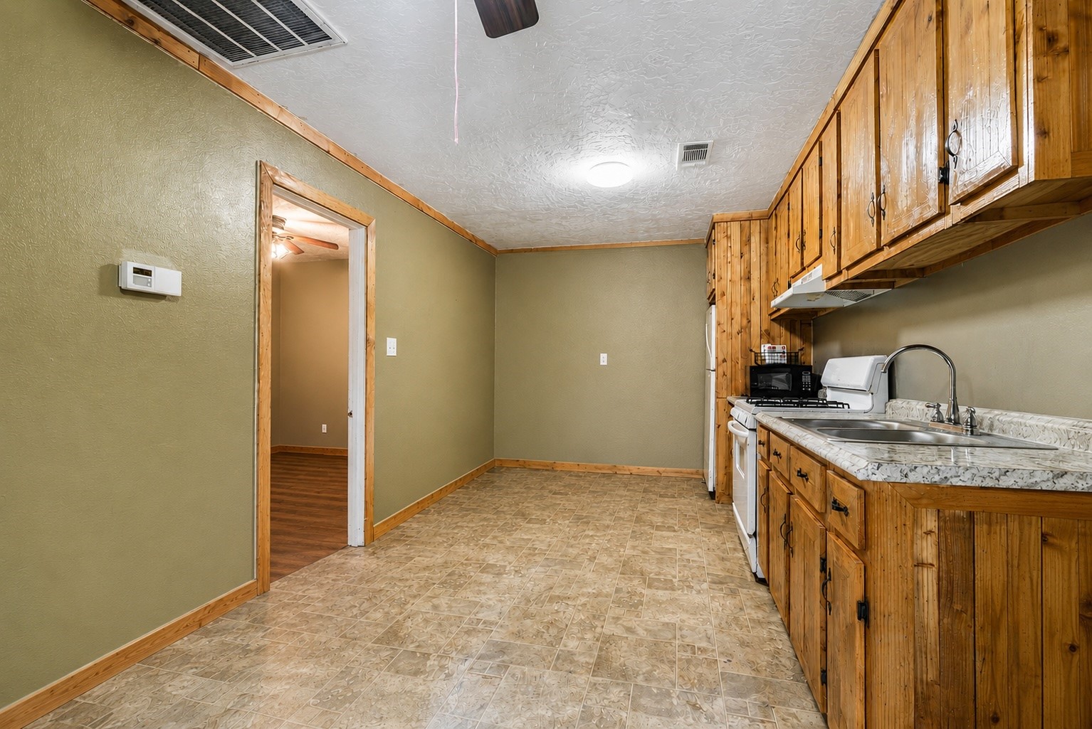 6940 Avenue K B Property Photo 4