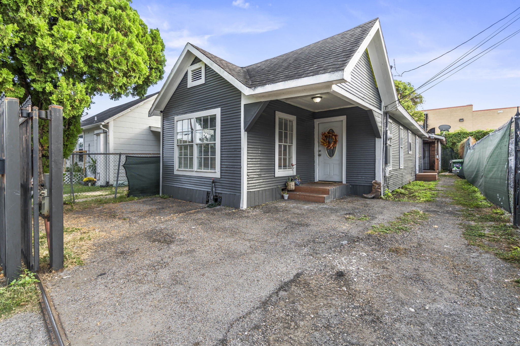 6940 Avenue K B Property Photo 6