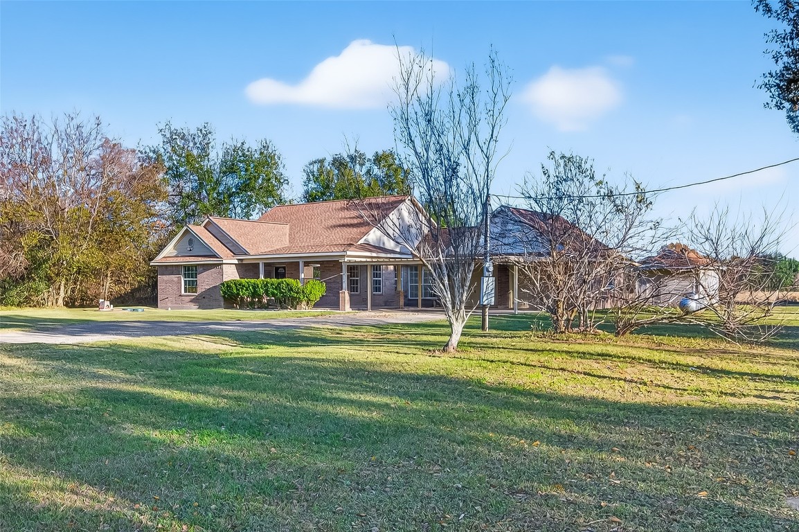 12415 Roesler Road Property Photo 1
