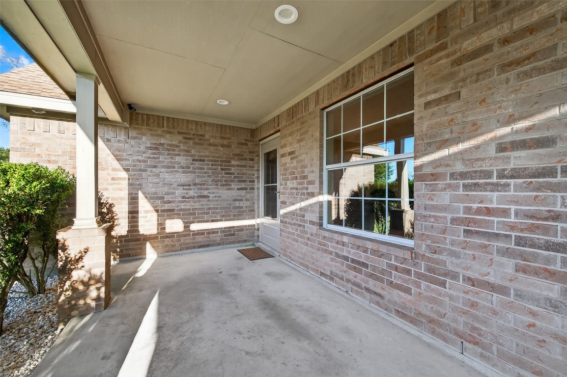 12415 Roesler Road Property Photo 3