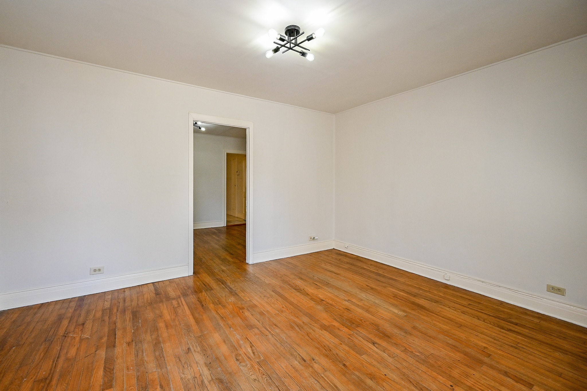 1804 1/2 Summer Street Property Photo 13