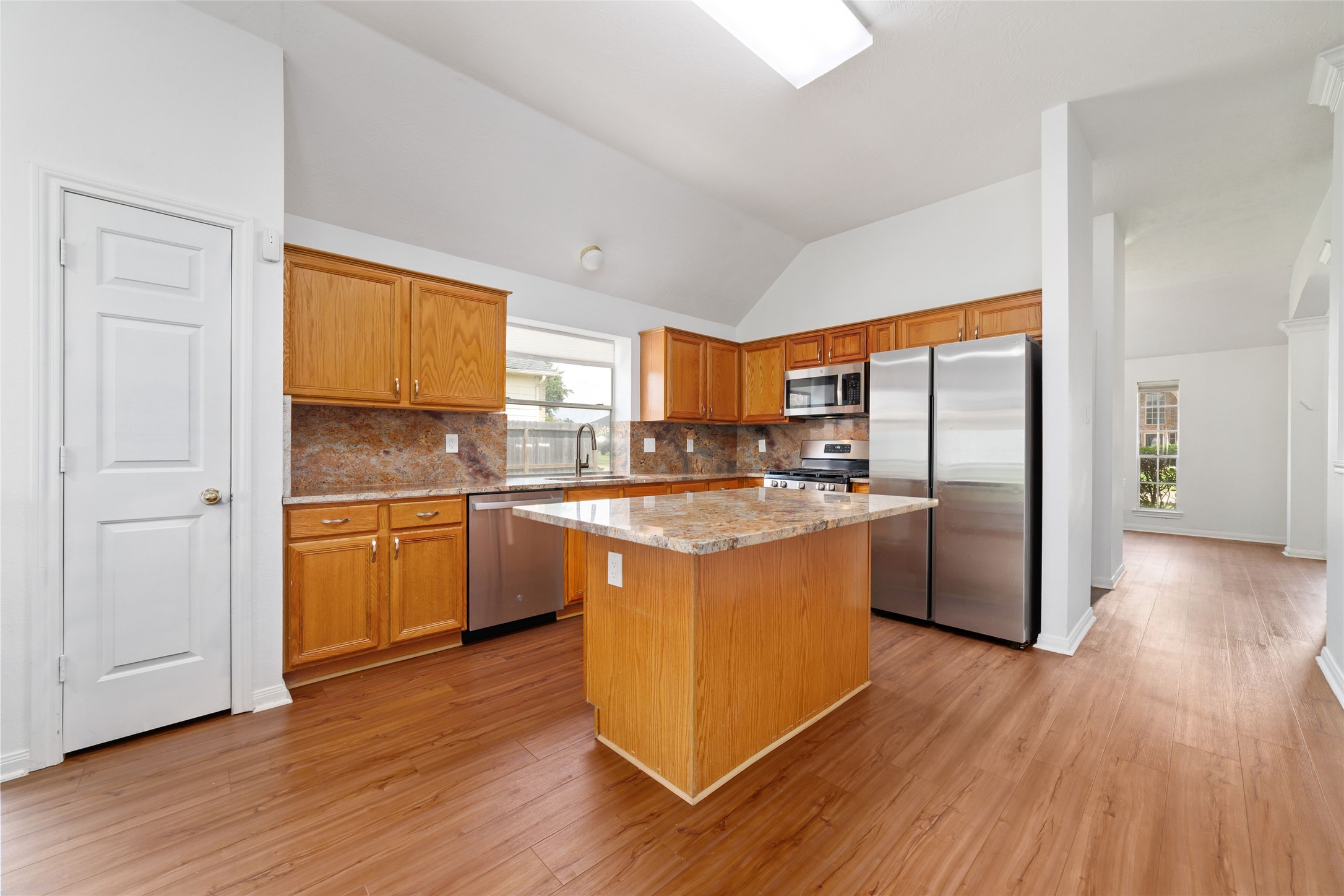 7919 Quail Meadow Drive Property Photo 5