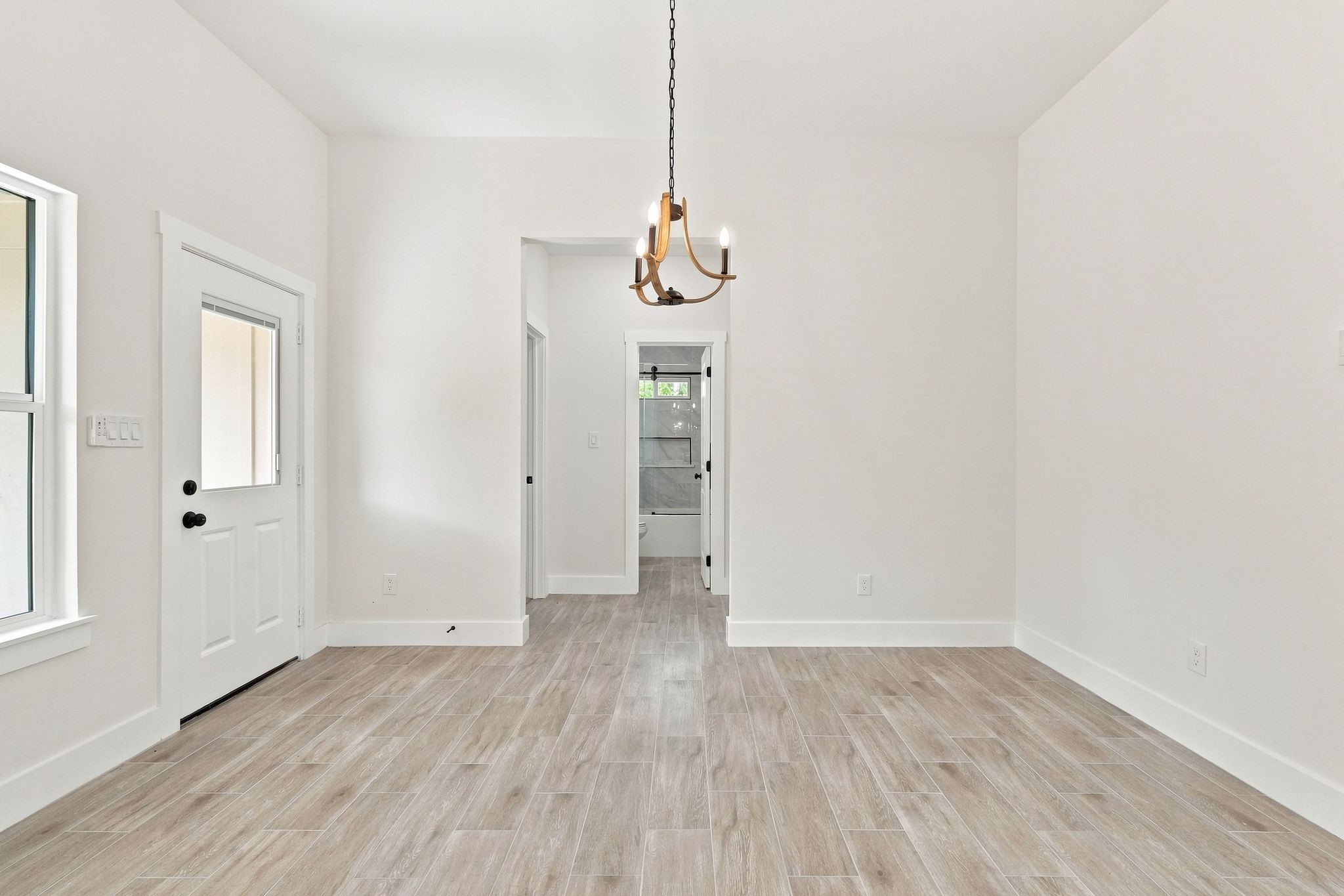 3020 Apache Street Property Photo 12
