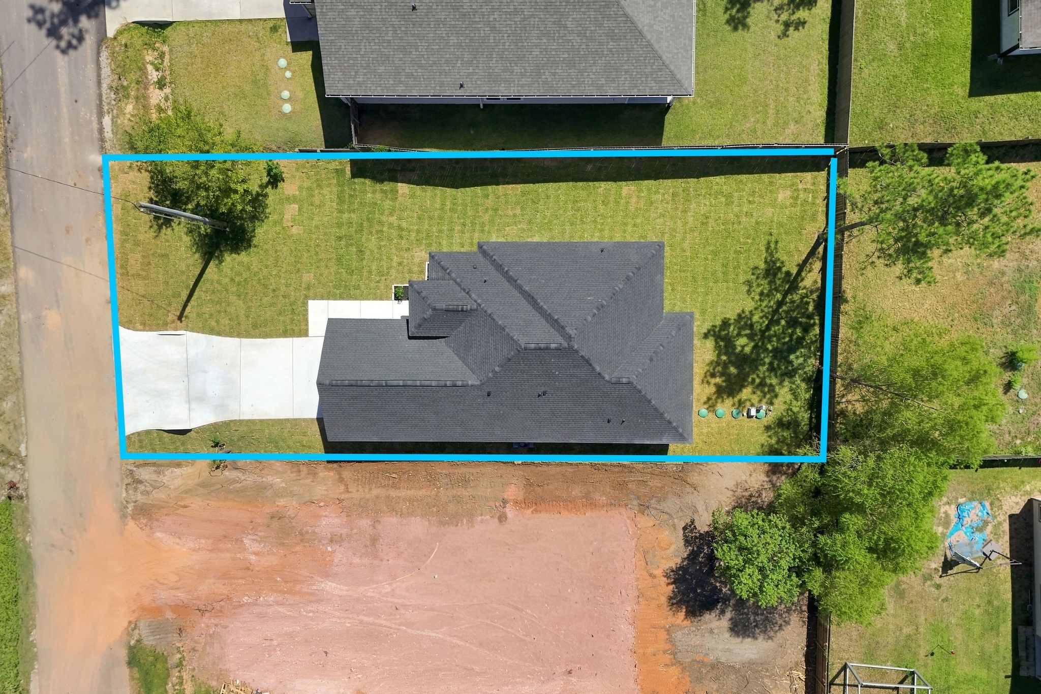 3020 Apache Street Property Photo 28