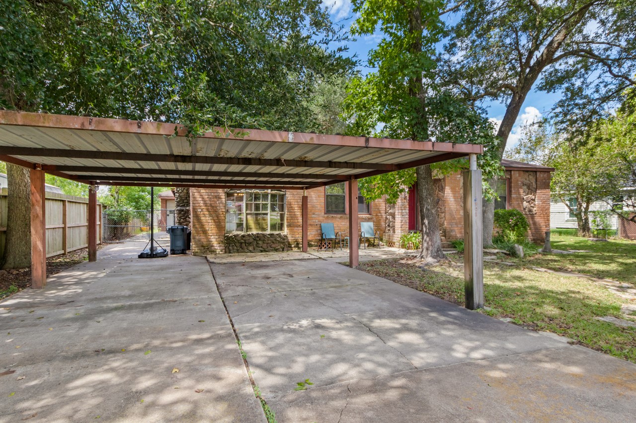 3908 Terry Street Property Photo 1