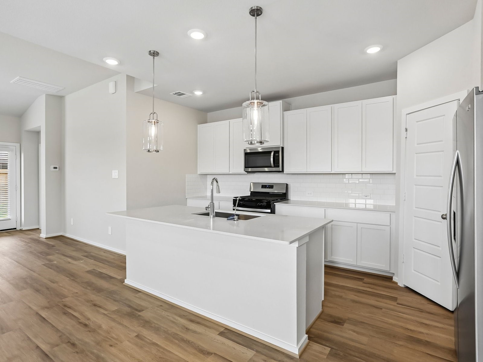 31106 Amalfi Cliff Drive Property Photo 2