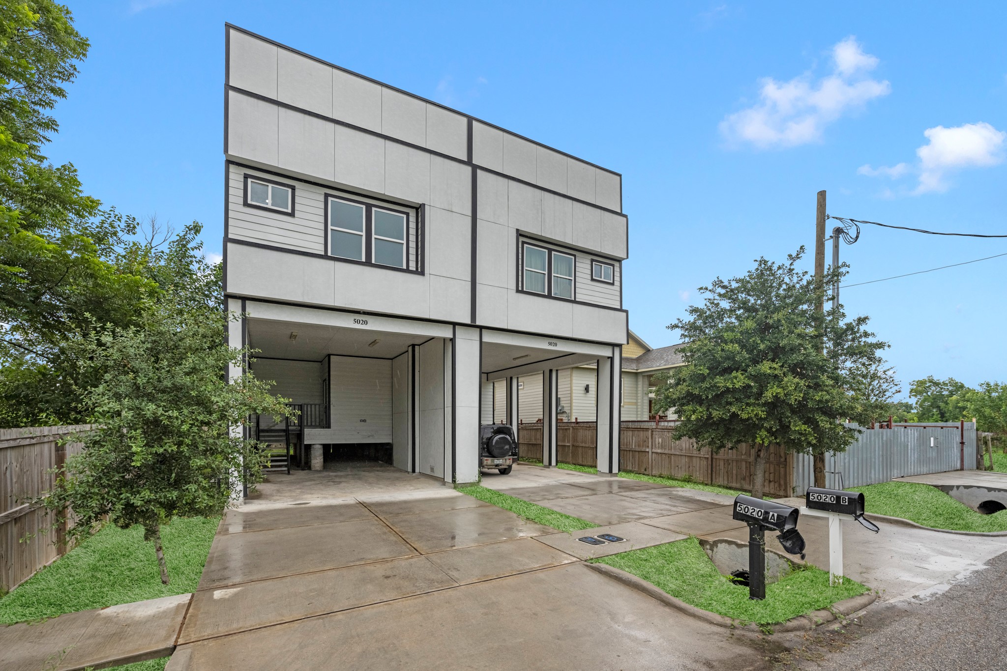 5020 Sayers Street Property Photo 1