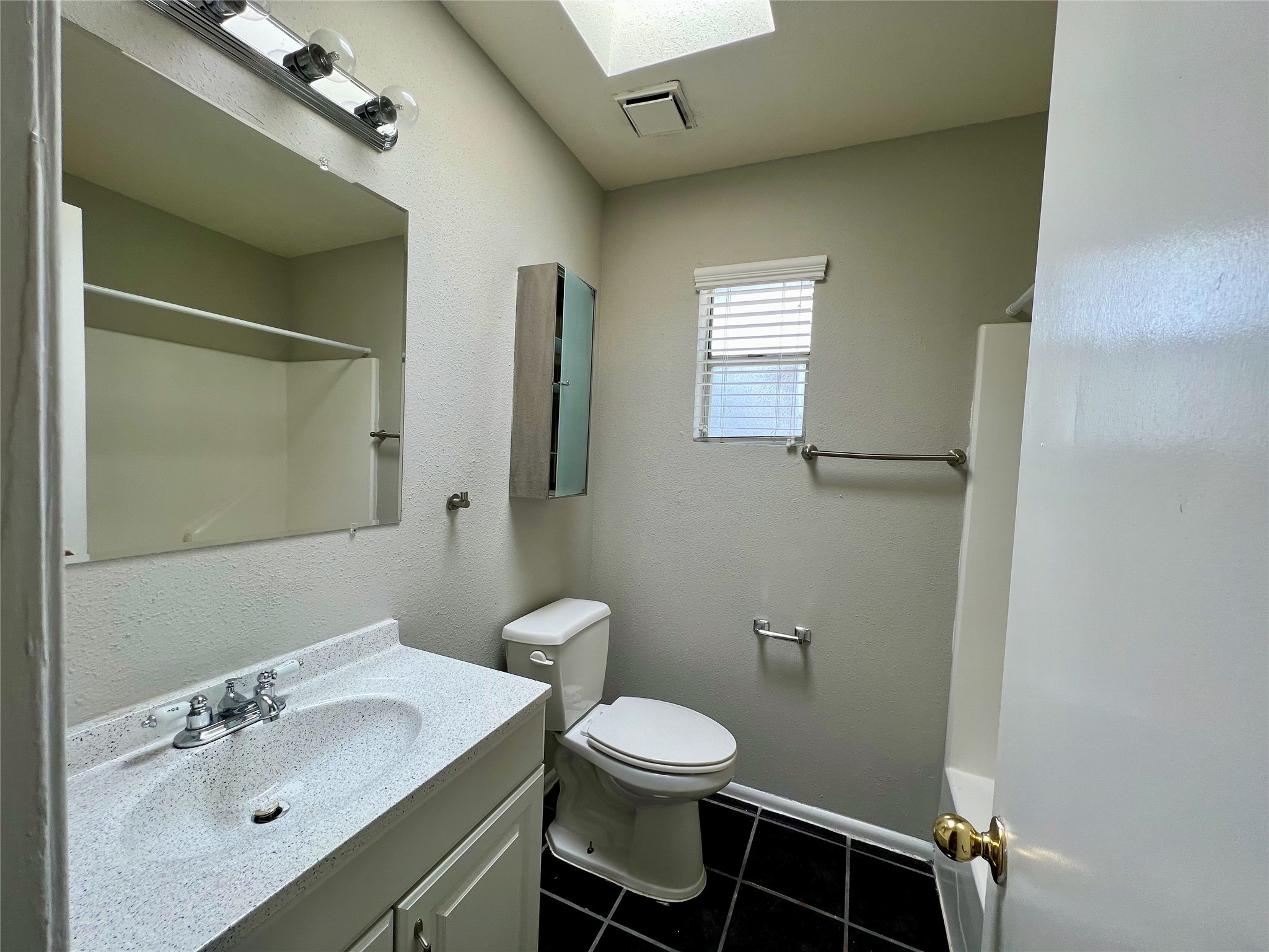 219 Marshall Street 235 Property Photo 7