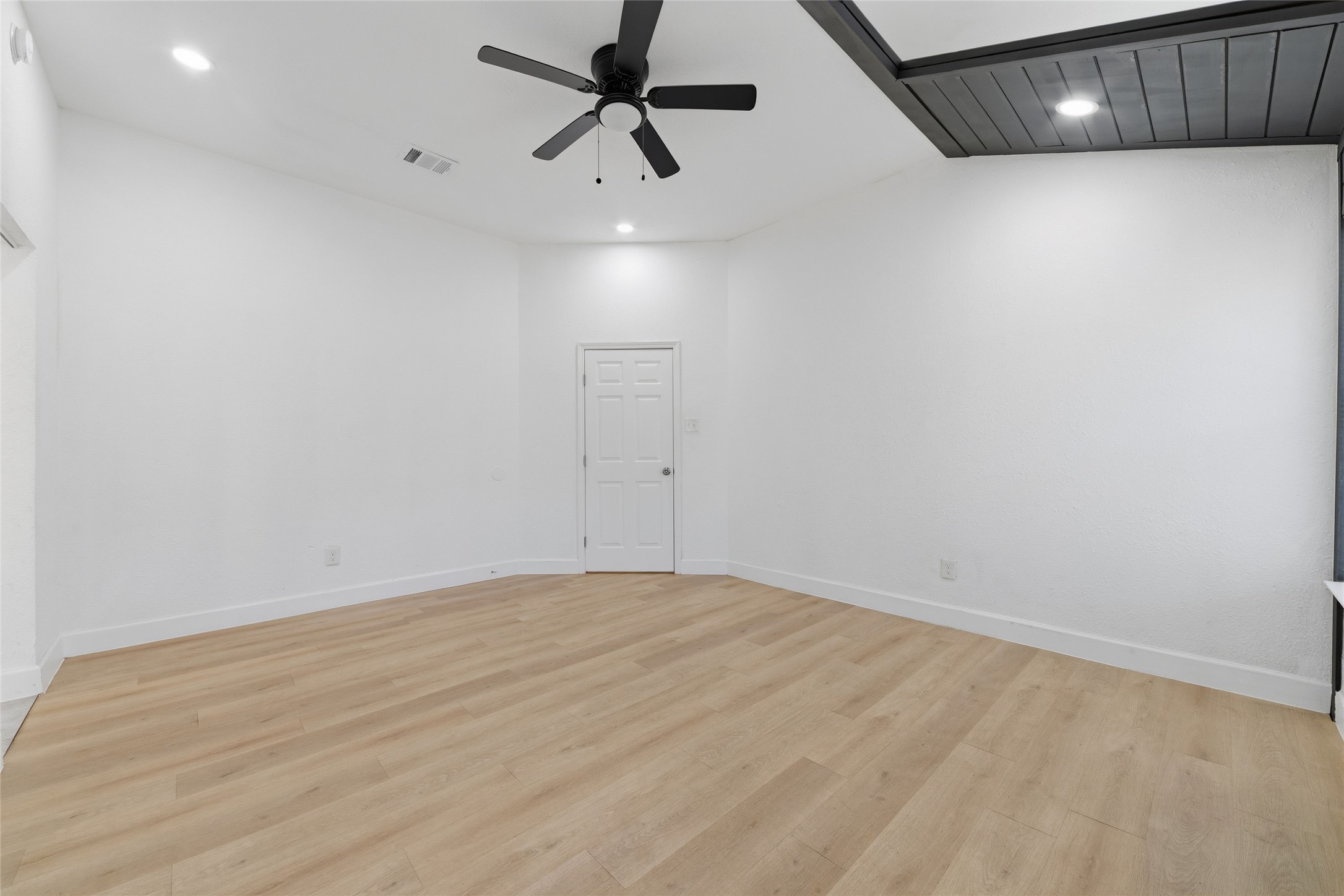 1410 Lexington Boulevard Property Photo 20