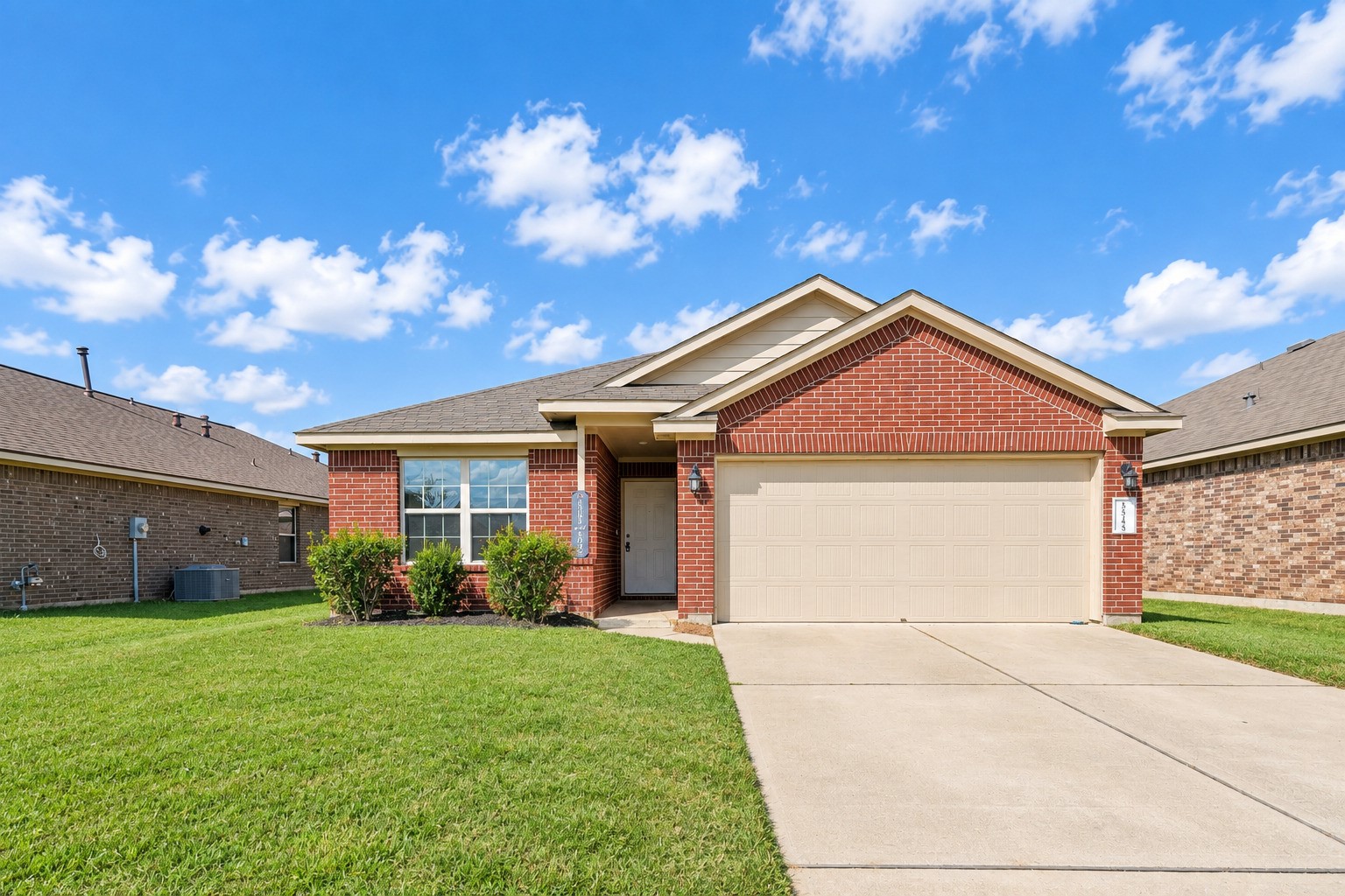 5423 Dovetail Arbor Trace Property Photo 1